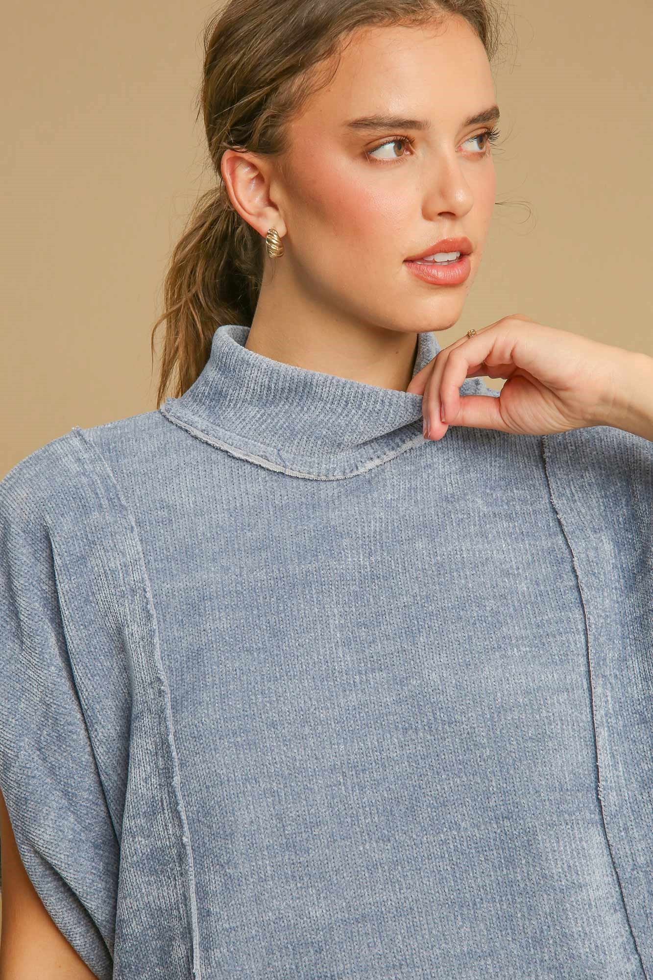 Umgee Solid Color Mock Neck Short Sleeve Top - Charming Charlie