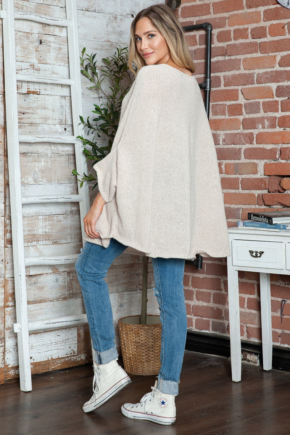 Light French Beige Contrast Trim Round Neck Batwing Sleeve Sweater Top - S