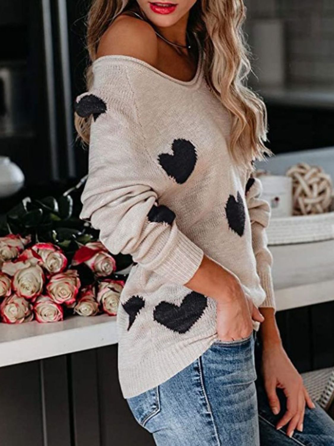Heart Scoop Neck Long Sleeve Sweater – Charming Charlie