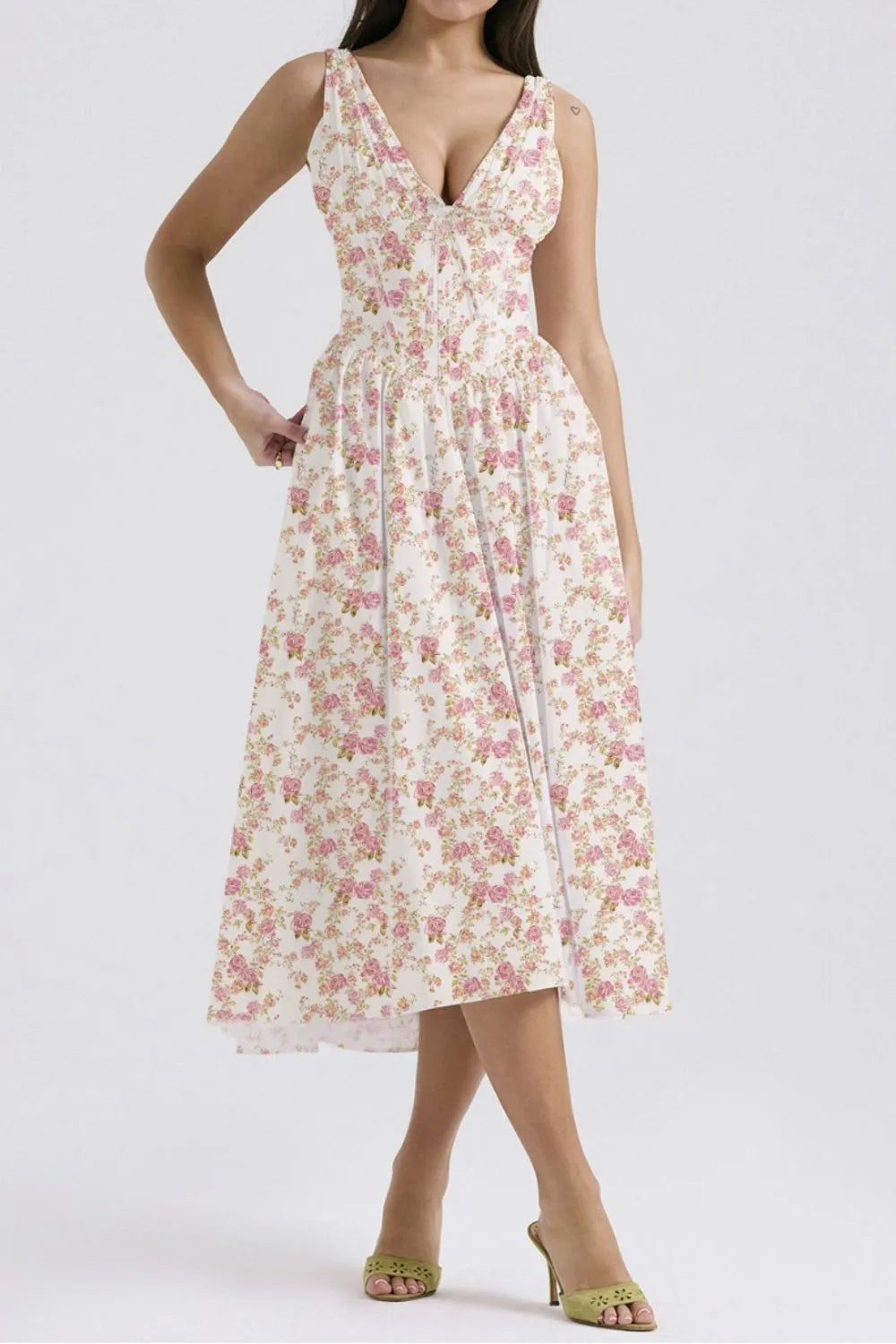 Floral V-Neck Sleeveless Midi Dress with Pockets Charming Charlie Floral V-Neck Sleeveless Midi Dress with Pockets Charming Charlie
