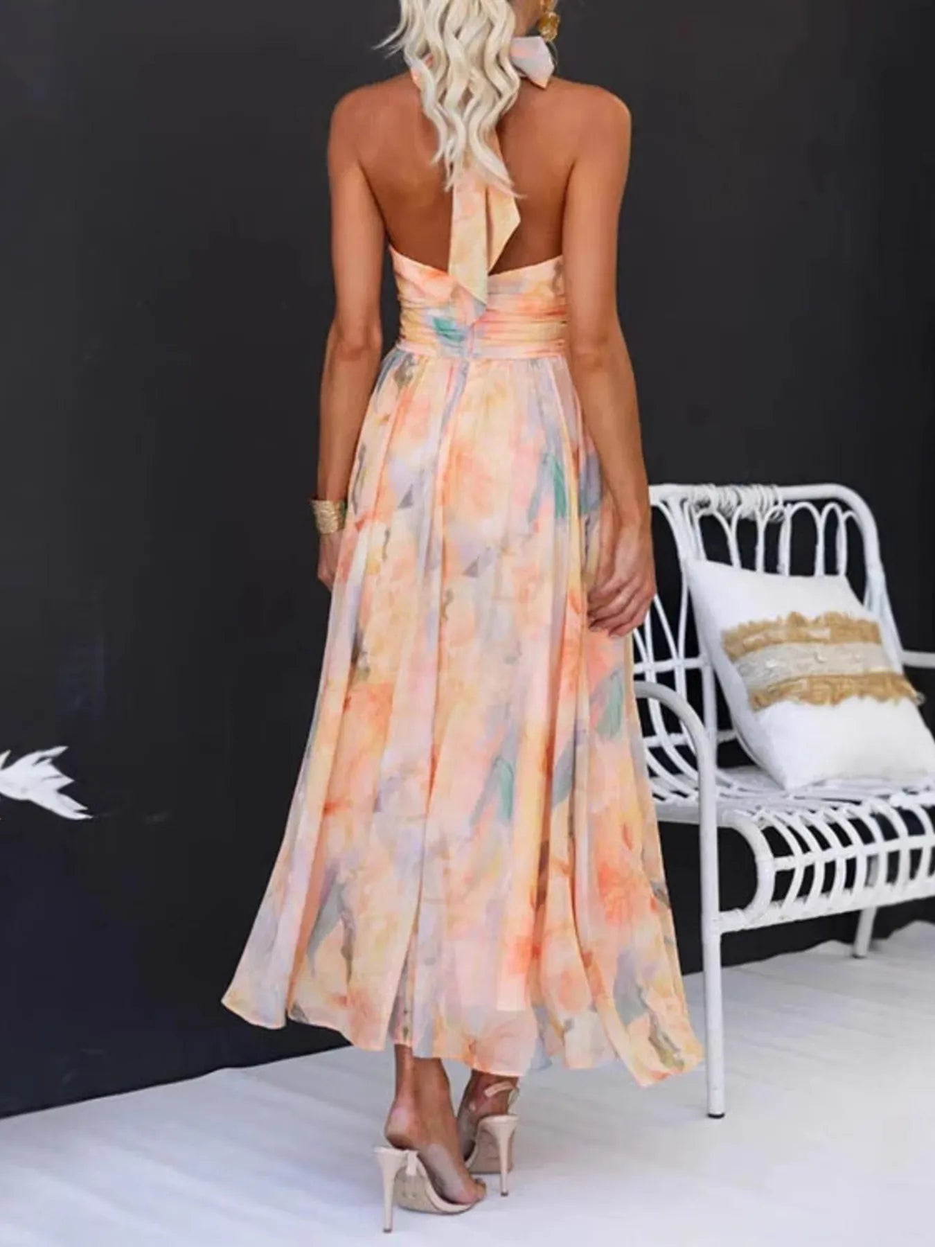 Floral Halter Neck Backless Summer Dress Charming Charlie Floral Halter Neck Backless Summer Dress Charming Charlie