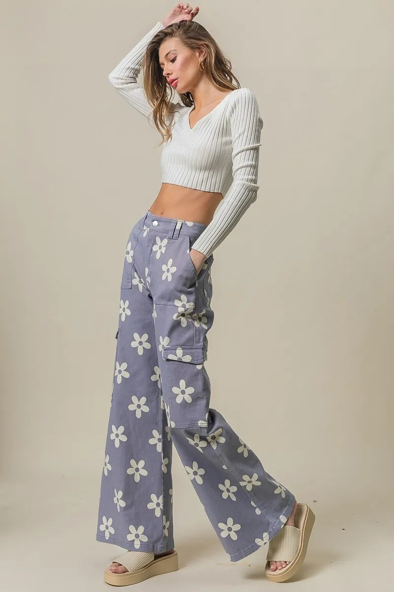 BiBi Flower Printed Side Pocket Wide Pants – Charming Charlie