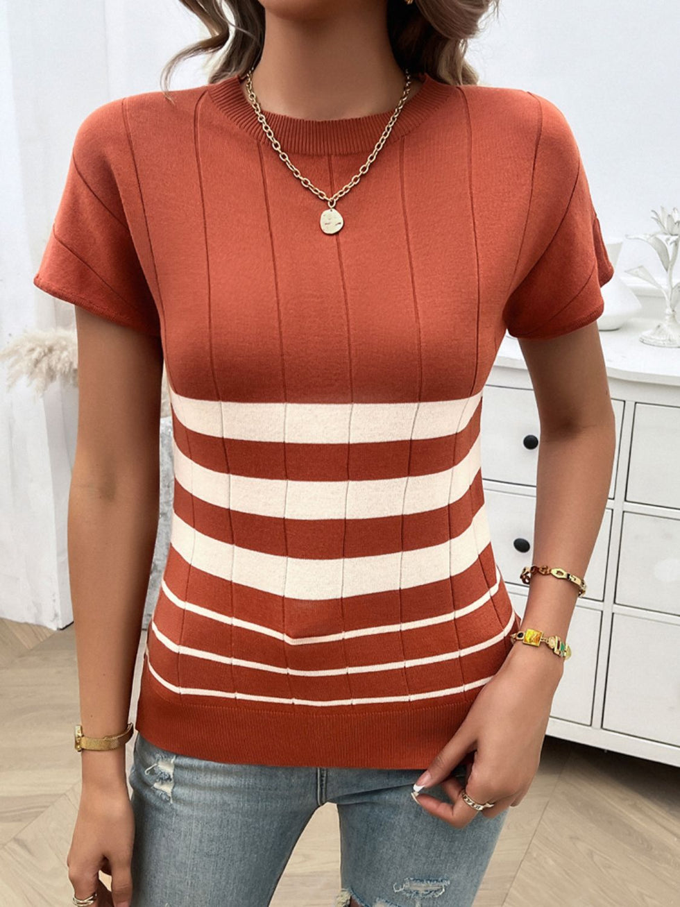 High-Low Striped Round Neck Short Sleeve T-Shirt