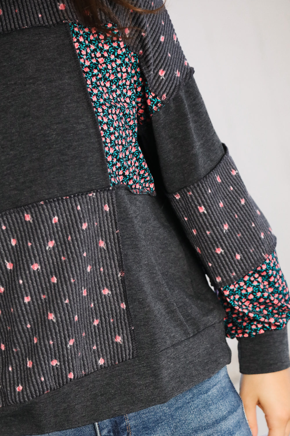 Lazy Daisies Charcoal Pullover - Charming Charlie