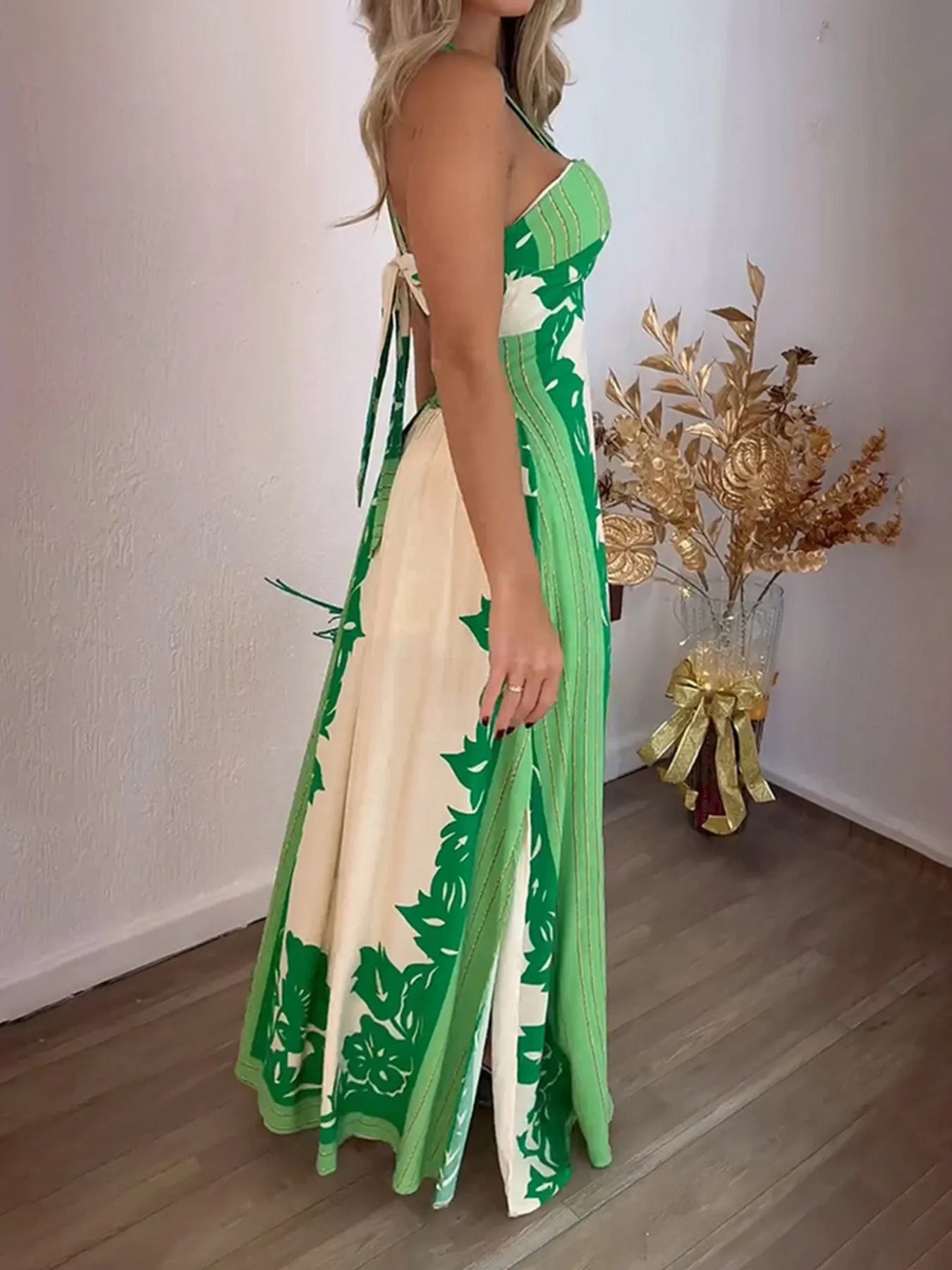 Halter Neck Leaf Print Maxi Dress Green / M