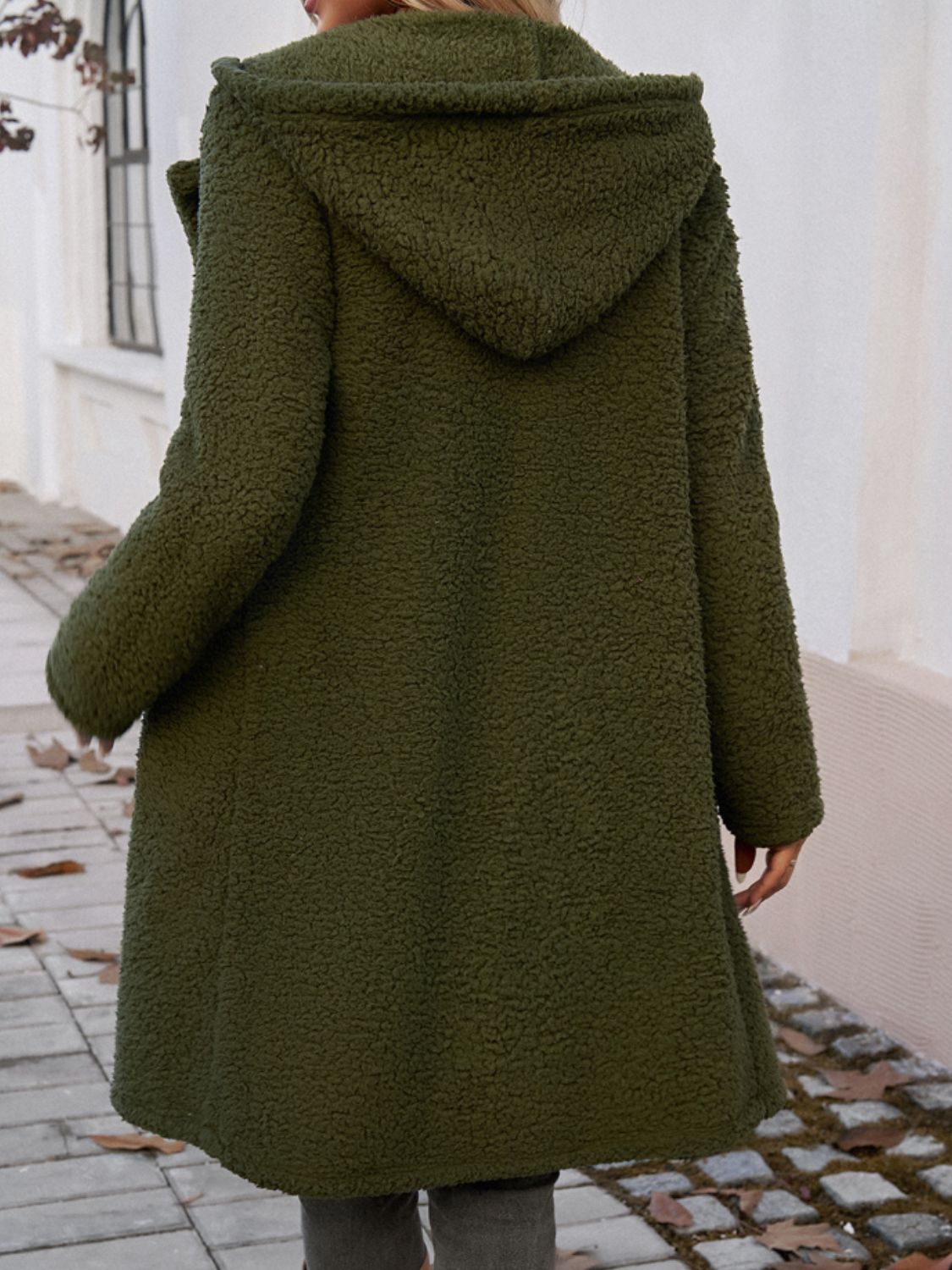 Devine Pocketed Long Sleeve Hooded Teddy Coat – Charming Charlie