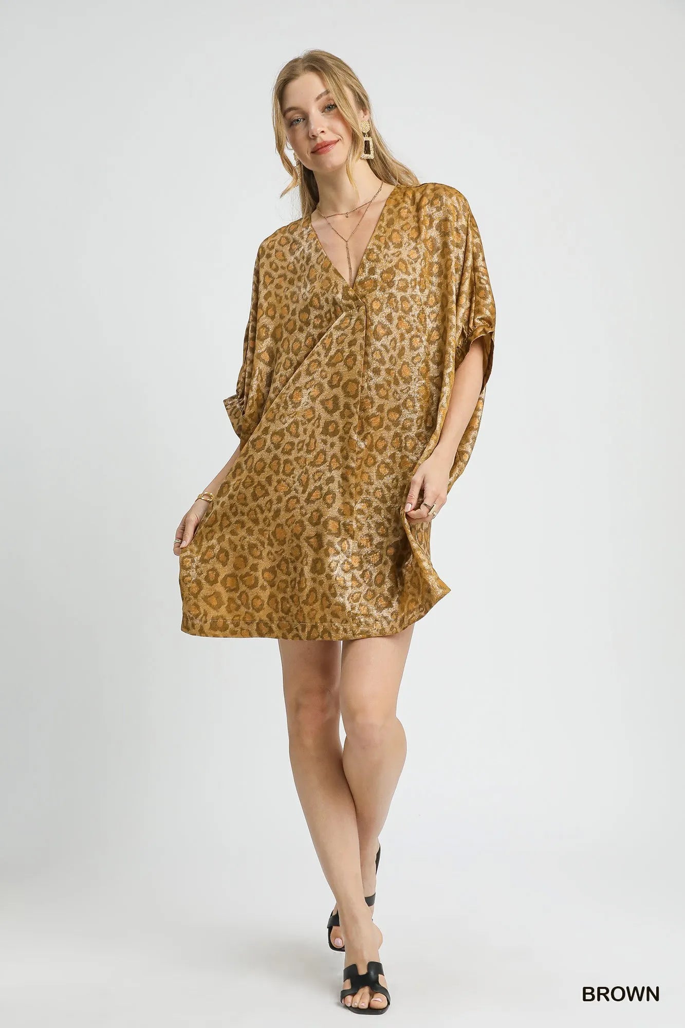 Umgee Metallic Leopard Print V-Neck Kimono Dress Charming Charlie Umgee Metallic Leopard Print V-Neck Kimono Dress Charming Charlie