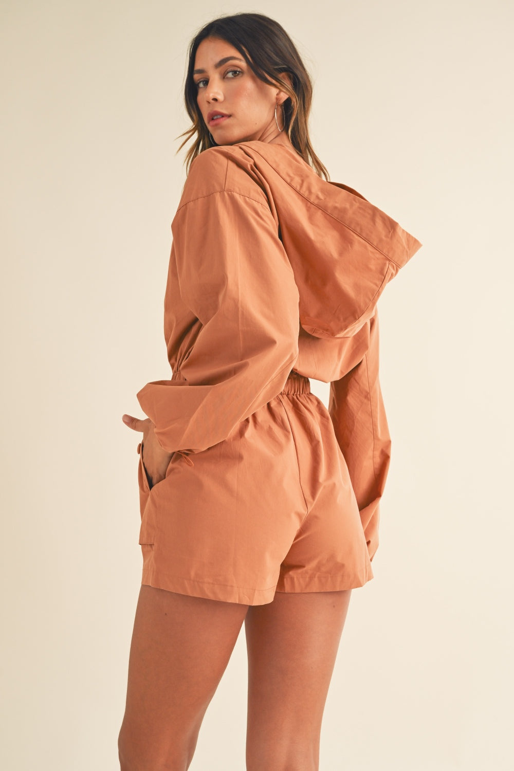 Mable Snap Down Long Sleeve Hooded Romper – Charming Charlie