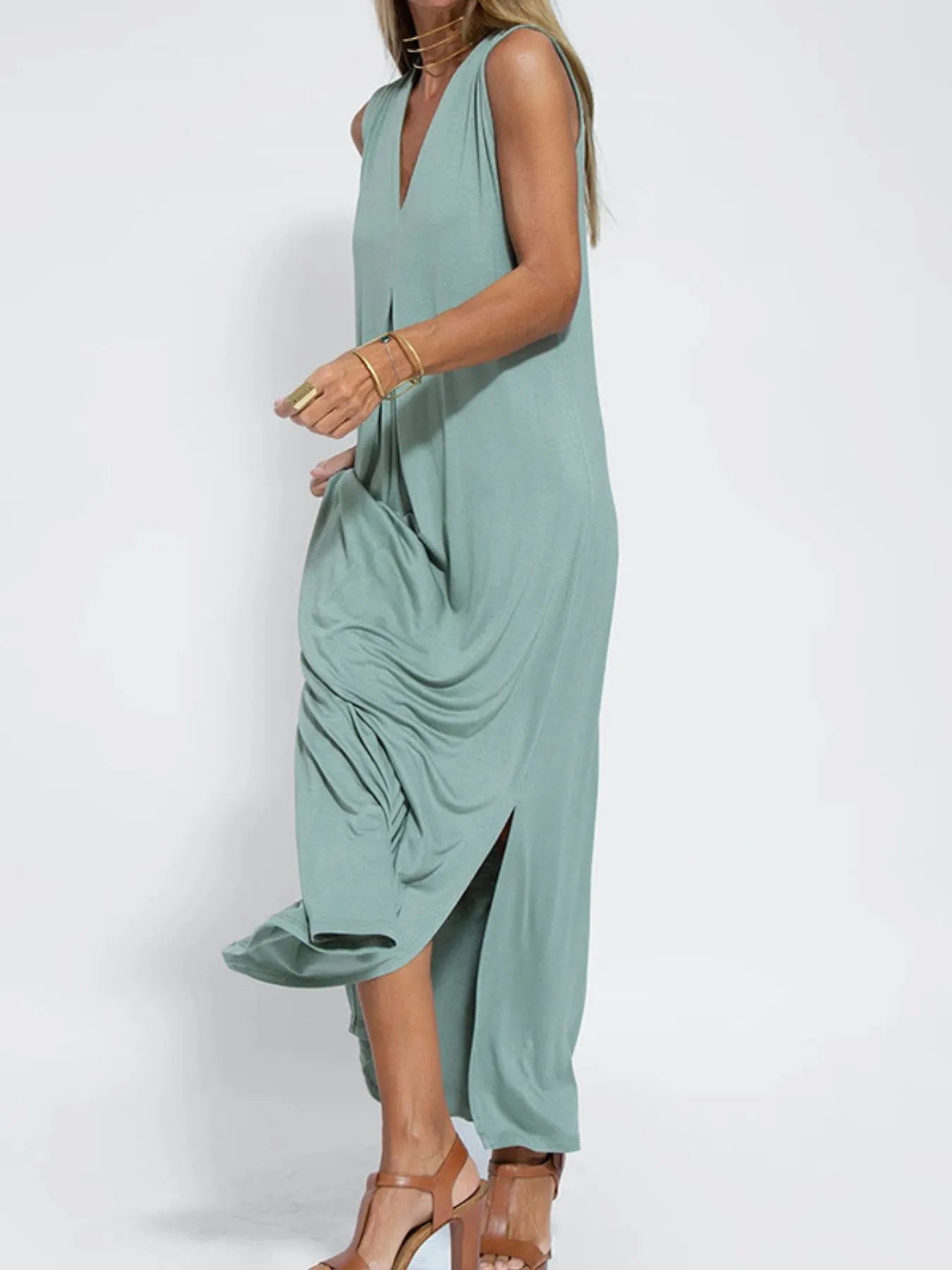 Modern Crew Neck Slit Wide Cuffs Maxi Dress