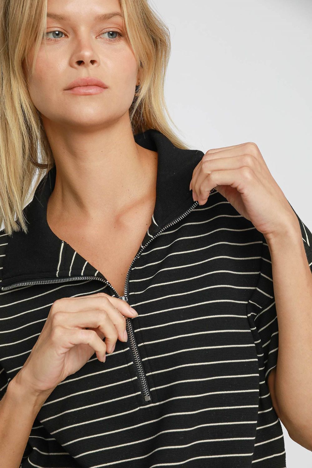 Umgee Striped Half Zip Short Sleeve Sweatshirt – Charming Charlie