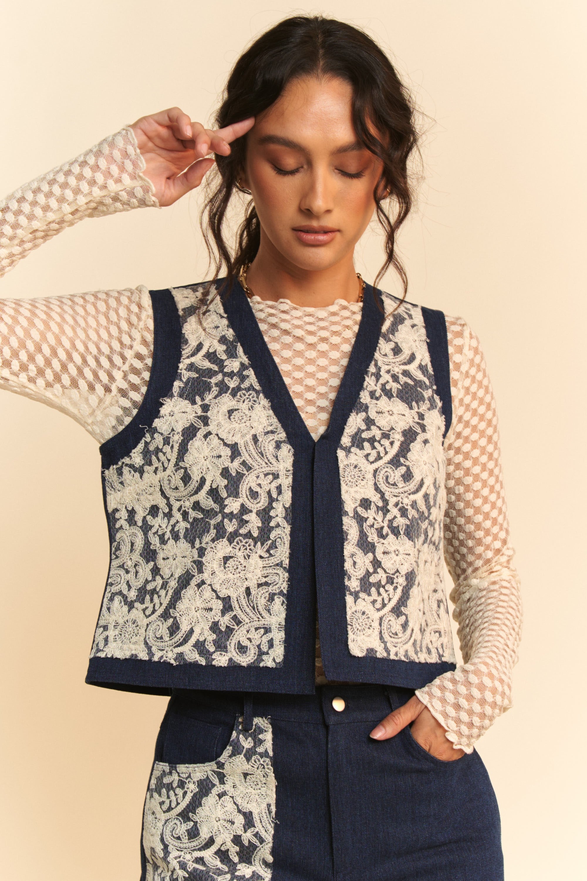Davi & Dani Lace Patch Open Front Denim Vest – Charming Charlie