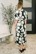 Art Show Puff Sleeve Midi Dress - Charming Charlie