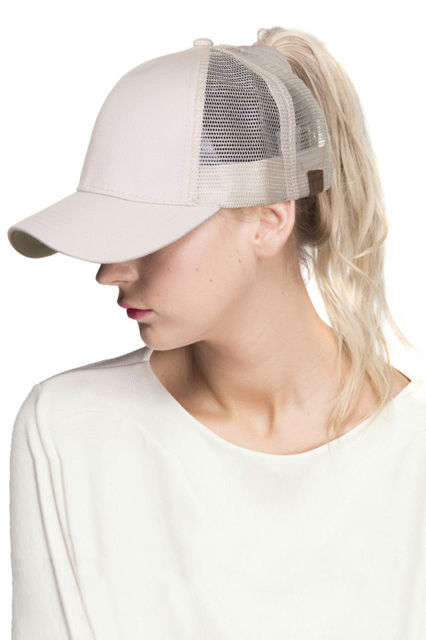 Beige C.C BASEBALL PONYCAP is a stylish and versatile accessory for any outfit. With its durable material and adjustable fit, it offers long-lasting comfort and protection from the sun. Plus, its classic baseball cap design adds a touch of sporty sophistication. Perfect for any casual or active occasion.