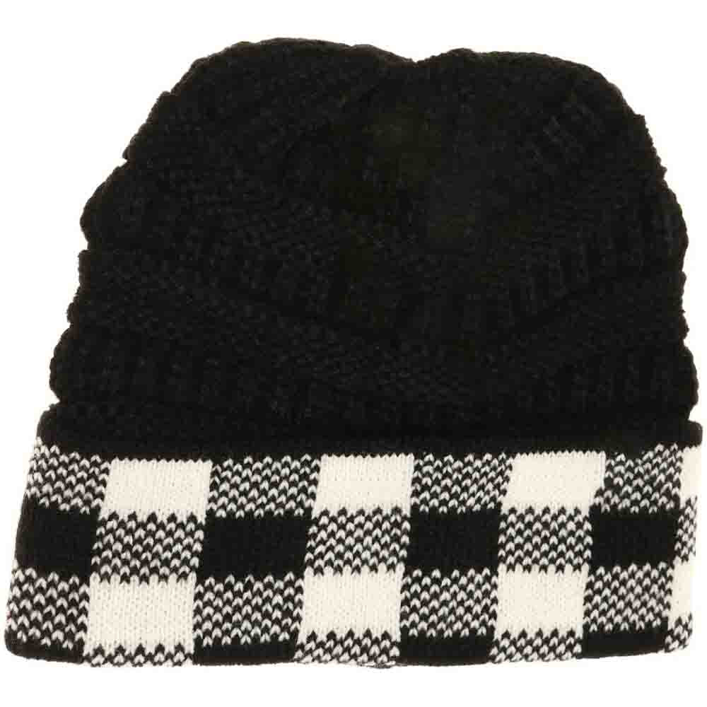 Black-White-The Buffalo Check CC Beanie Tail combines classic style with practical warmth. Crafted from soft, durable fabric featuring a timeless buffalo check pattern, it provides cozy comfort for cooler days. Its loose, slouchy fit accommodates various hairstyles, making it perfect for everyday wear or outdoor activities in crisp weather. This beanie offers both functional protection from the cold and a versatile, stylish addition to any seasonal wardrobe.