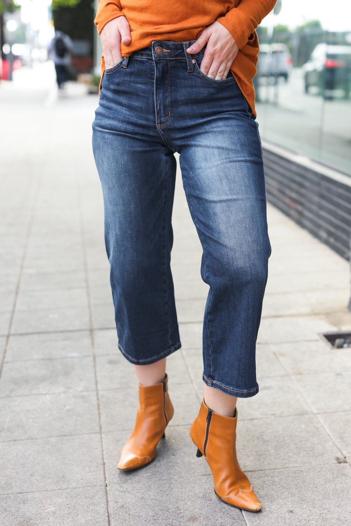 Judy Blue Dark Wash Mid Rise Cropped Wide Leg Jeans – Charming Charlie