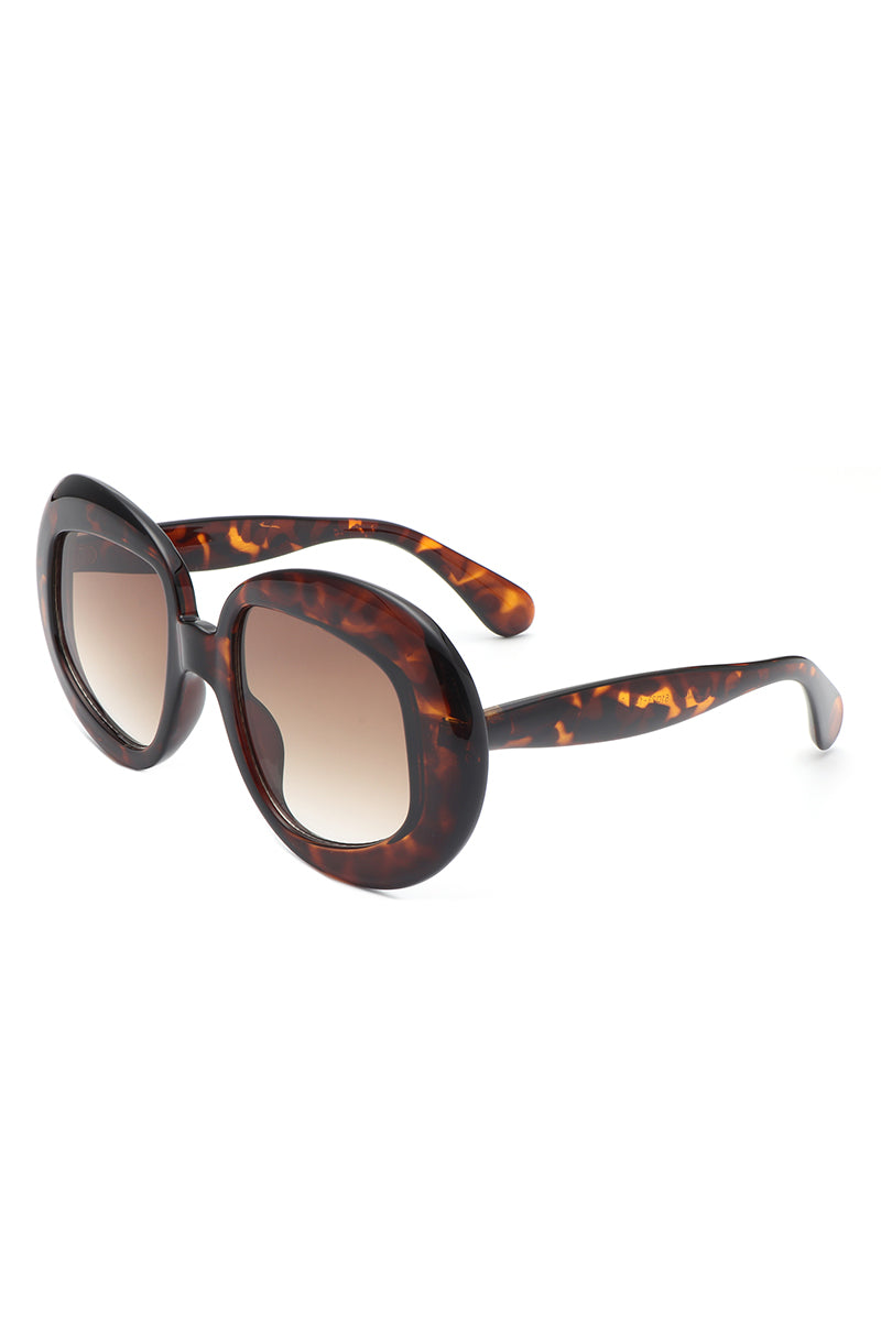 Maven - Oversized Geometric Oval Round Fashion Women's Sunglasses - Charming Charlie