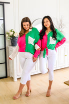 Capture the Day Two Toned Button Up Kelly - Charming Charlie