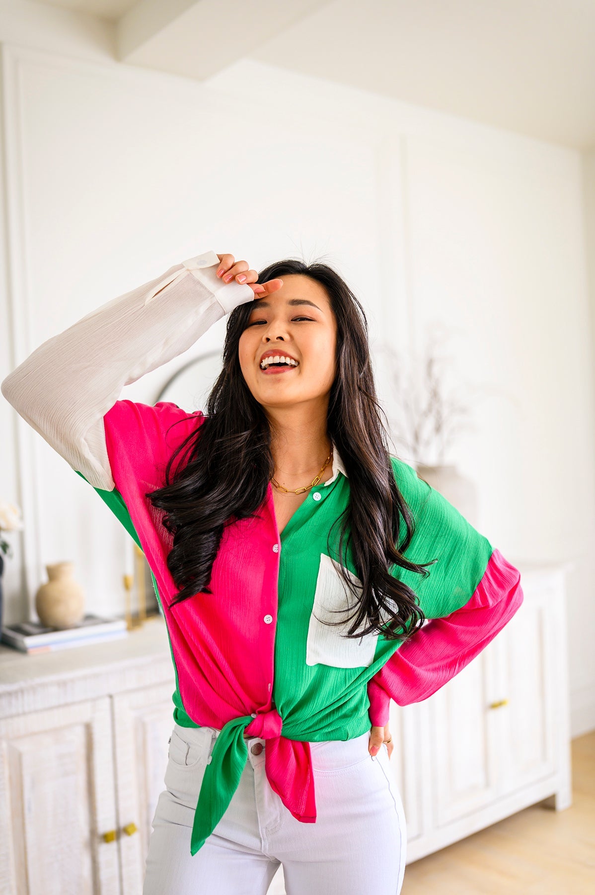 Capture the Day Two Toned Button Up Kelly - Charming Charlie
