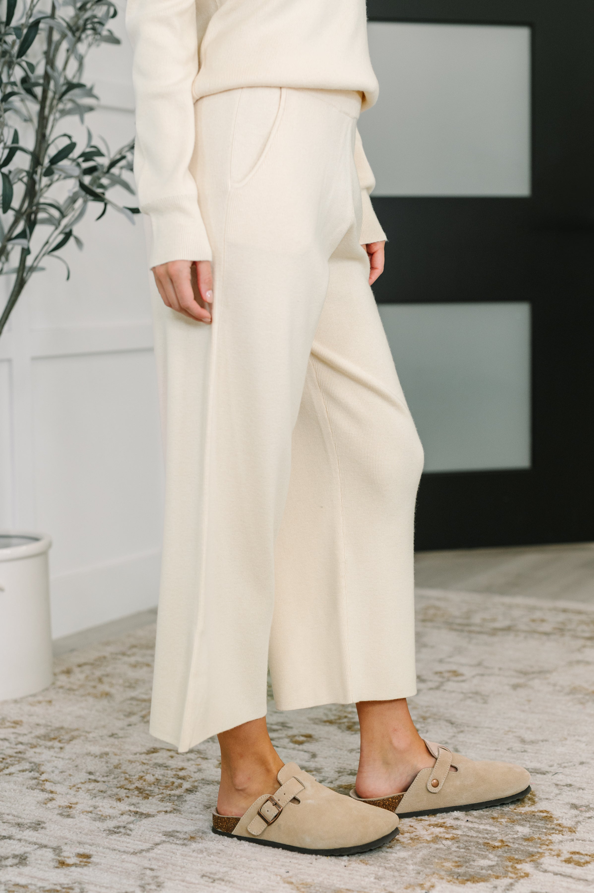Clove Culottes in Oat - Charming Charlie