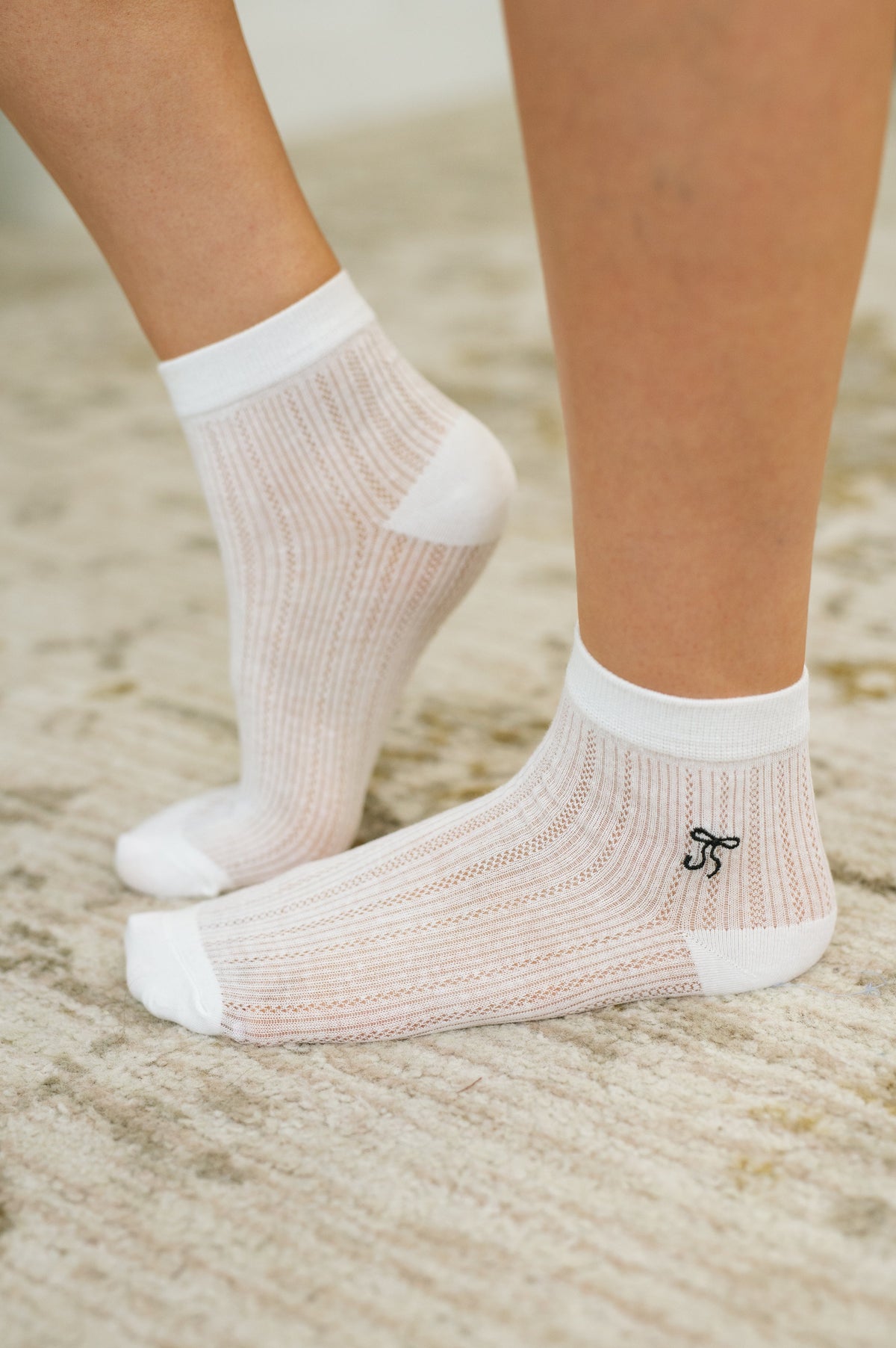 Cutesy Bow Detail Ankle Socks - Charming Charlie