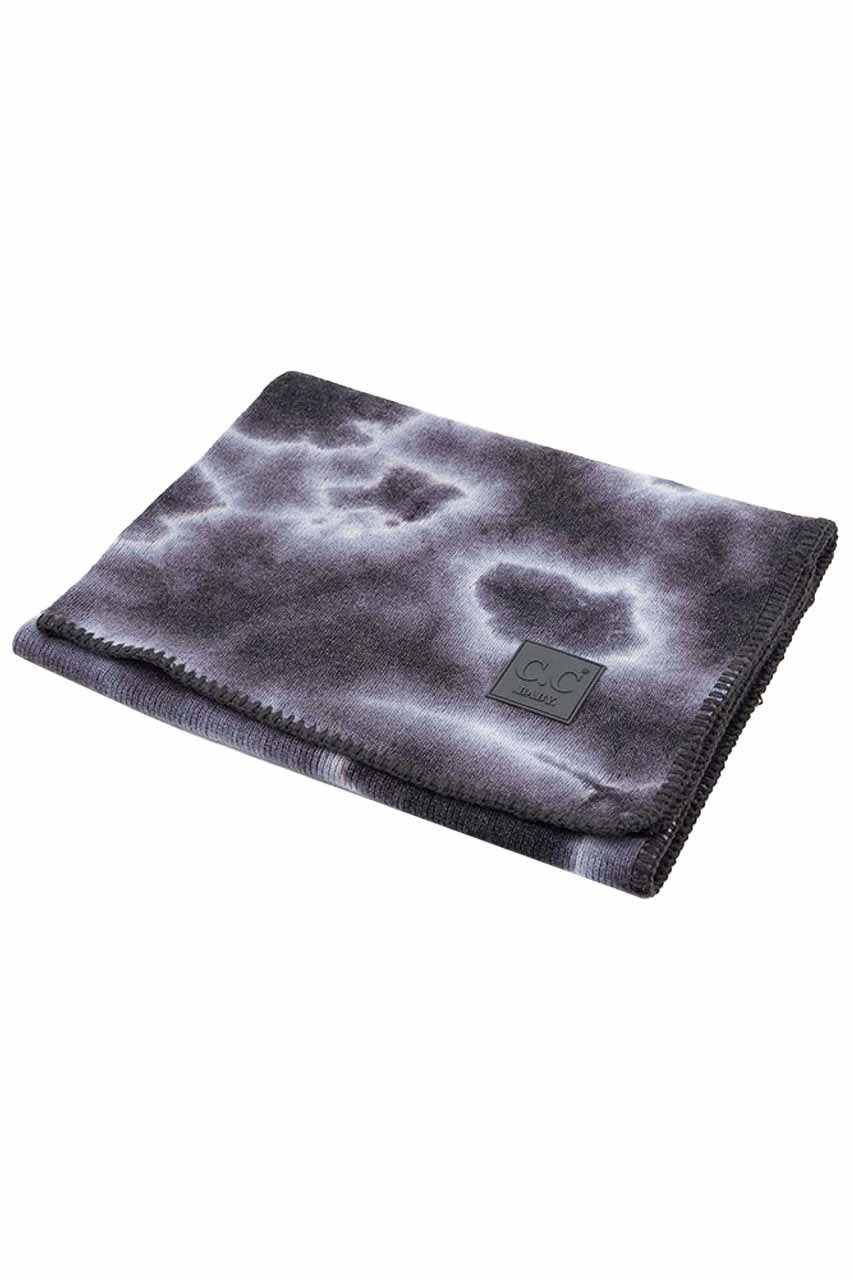 Dark Light Gray C.C Baby Tie Dye Stroller Blanket,  on-trend & fabulous design make it eye-catching and beautiful. It will keep your baby cozy and comfortable on winter and cold days. Go outside with confidence and beauty with this stroller blanket. It's a luxe addition to any cold-weather ensemble. Great for daily wear in the cold winter to protect your baby against the chill.