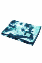 Deep Teal Sea Green C.C Baby Tie Dye Stroller Blanket,  on-trend & fabulous design make it eye-catching and beautiful. It will keep your baby cozy and comfortable on winter and cold days. Go outside with confidence and beauty with this stroller blanket. It's a luxe addition to any cold-weather ensemble. Great for daily wear in the cold winter to protect your baby against the chill.