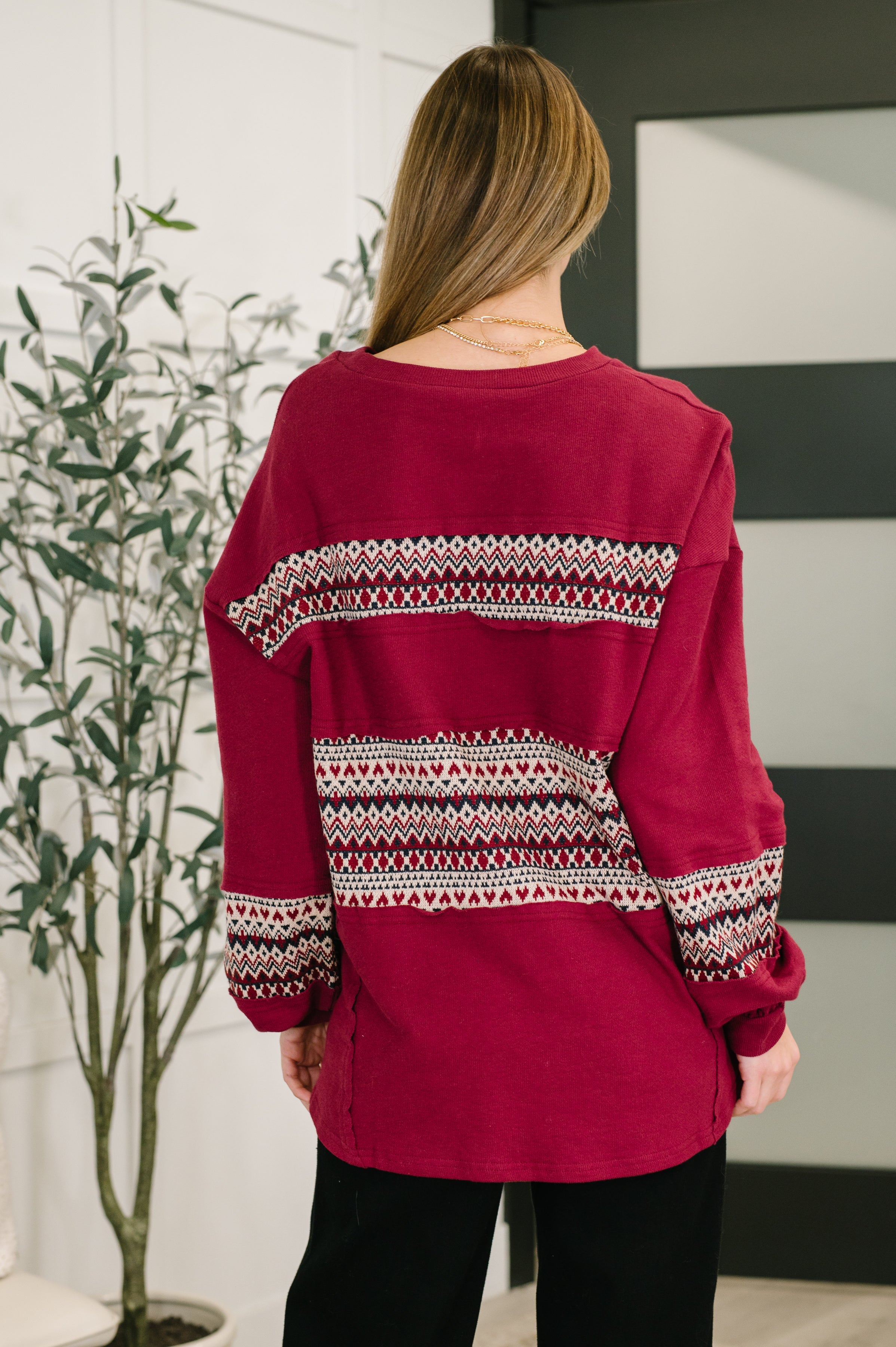 Don't Let Me Miss It Color Block Detail Top - Charming Charlie