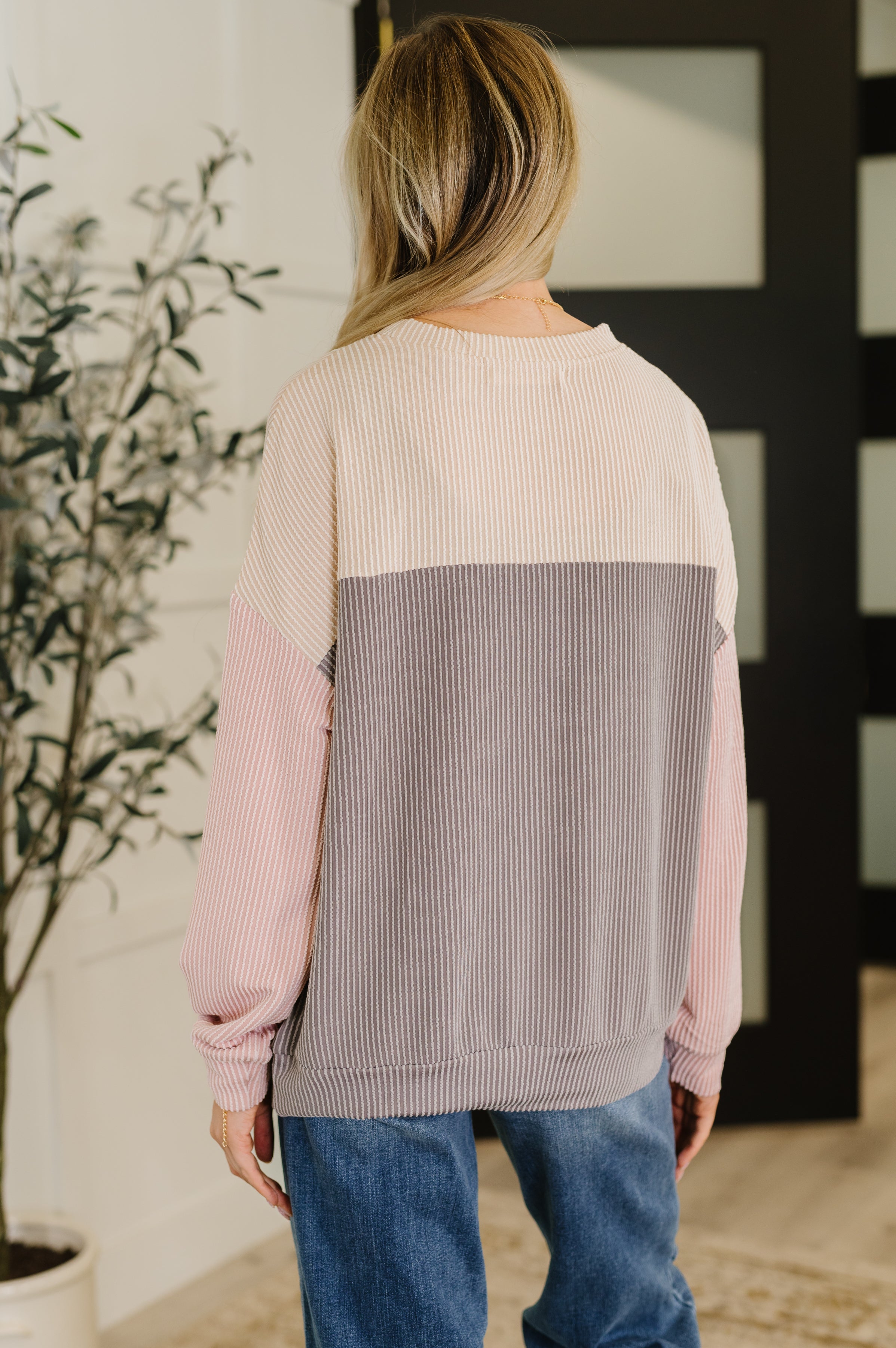 Dual Tones Cable Ribbed Knit Sweater - Charming Charlie