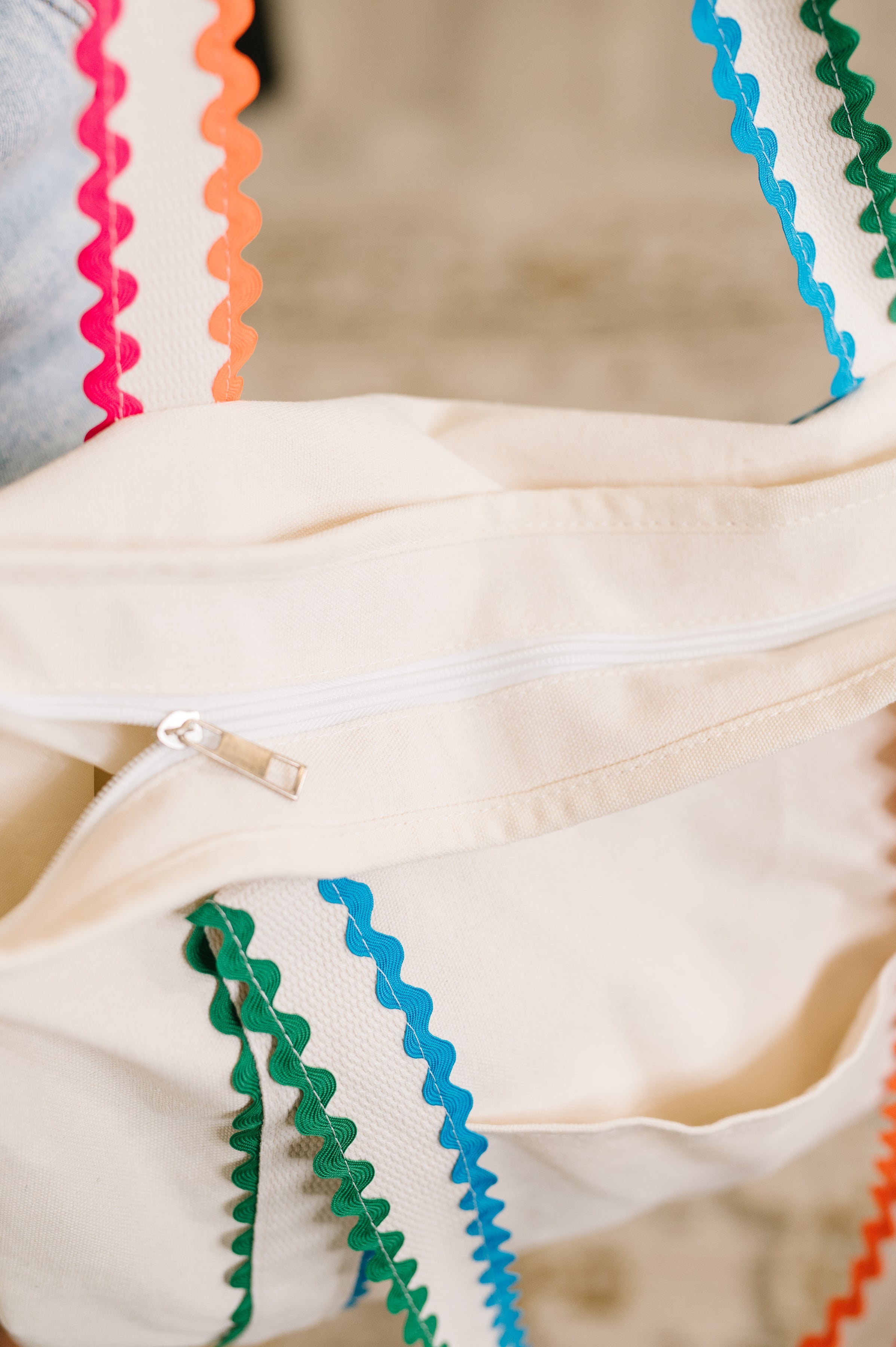 Scallop Parade Tote - Charming Charlie