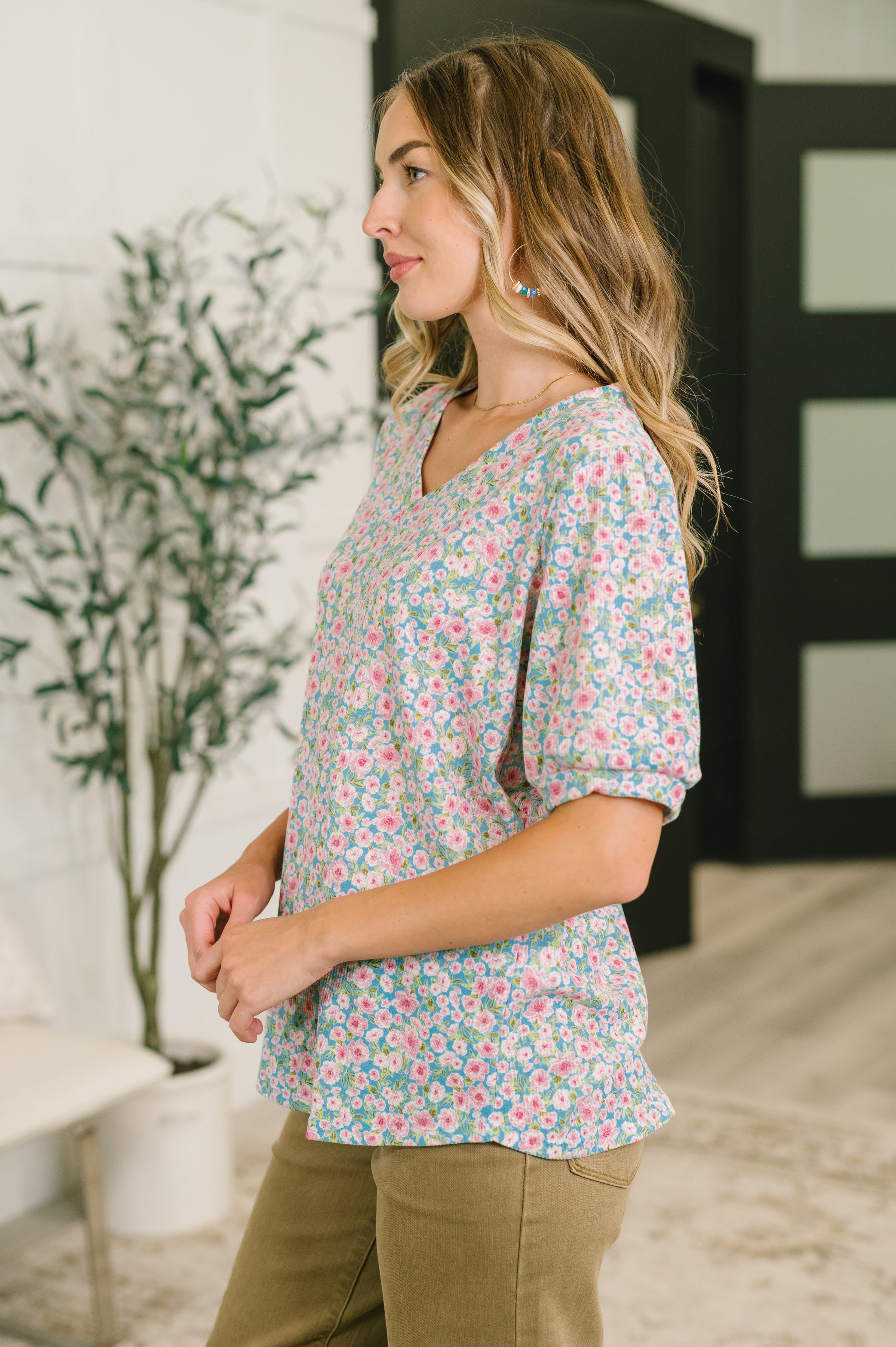 Everything in My Power Floral Puff Sleeve Blouse - Charming Charlie