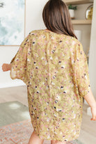 Go Anywhere Floral Kimono - Charming Charlie