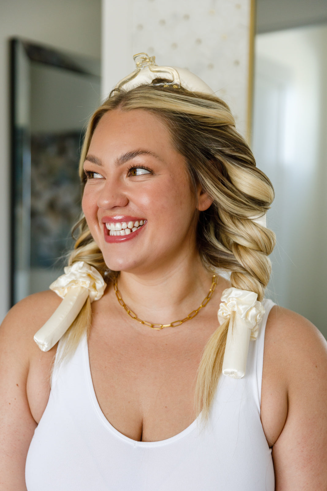 Got Your Back Heatless Curling Set in Champagne - Charming Charlie