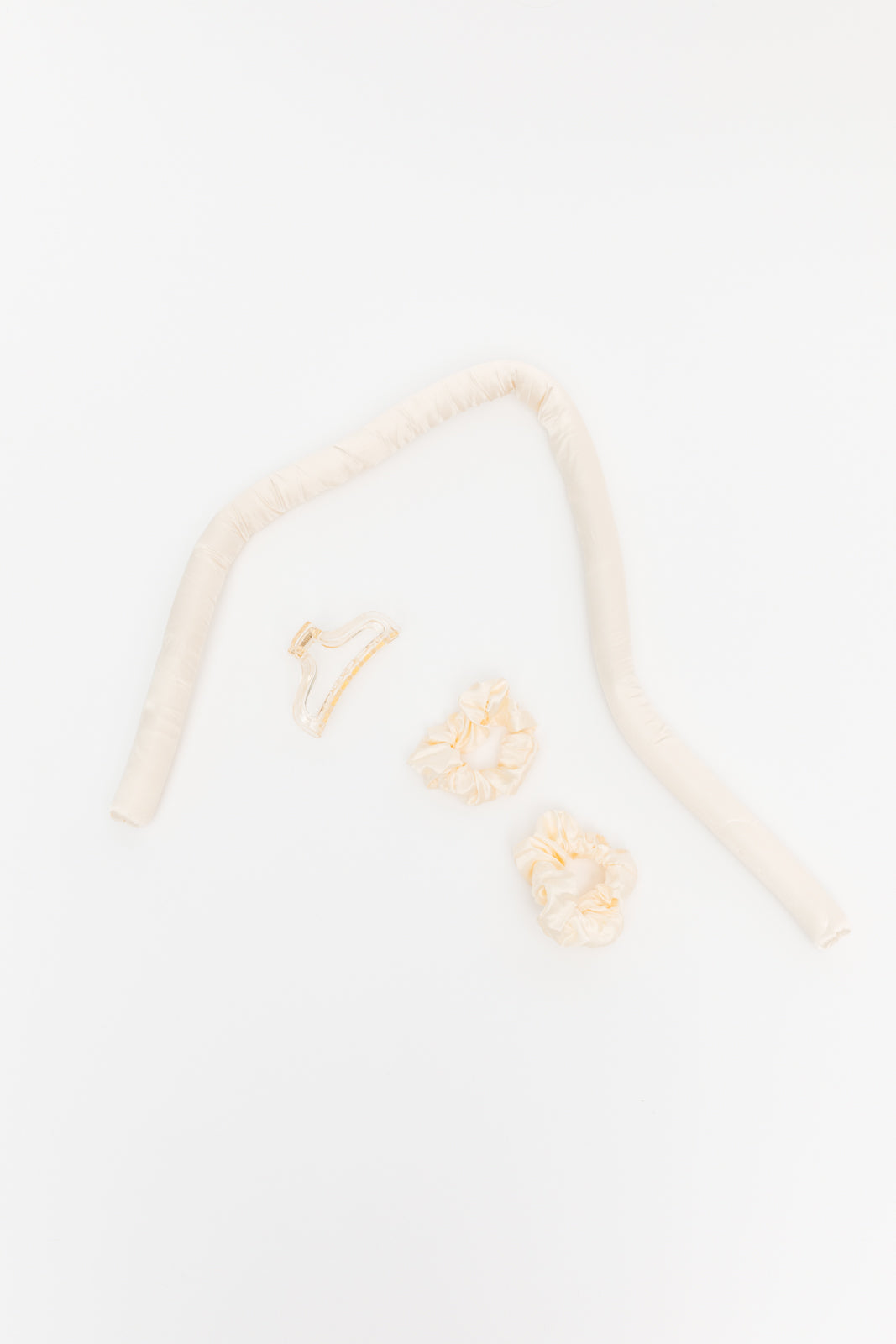 Got Your Back Heatless Curling Set in Champagne - Charming Charlie