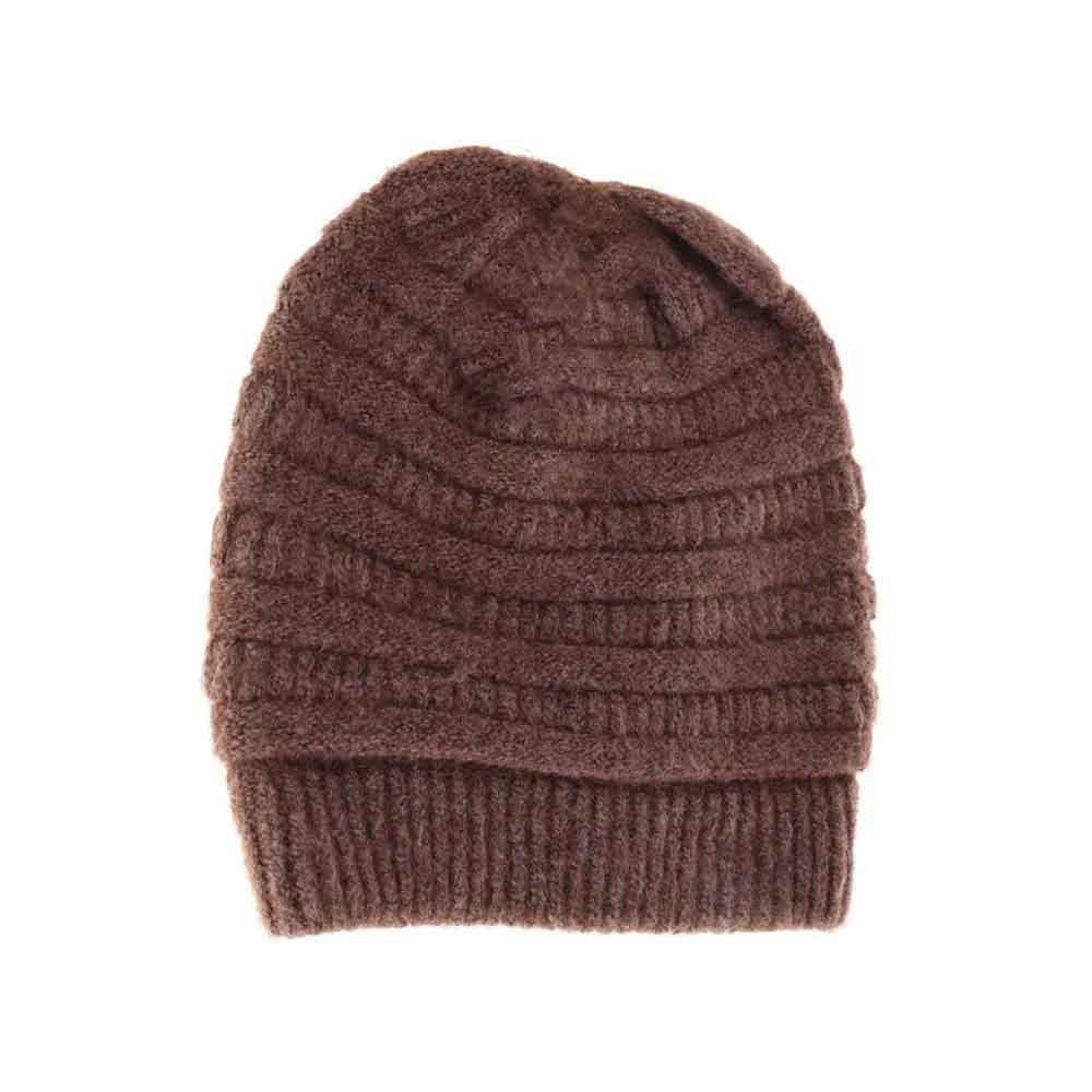 HeatherCacao Fuzzy Lined Mixed Soft Yarn Beanie offers superior insulation through its expertly blended soft yarn construction and plush fuzzy lining. Designed to deliver warmth without sacrificing comfort, this beanie is ideal for cold weather conditions. Its mixed yarn fabric ensures durability and a flexible fit, making it a reliable choice for both outdoor adventures and daily wear.