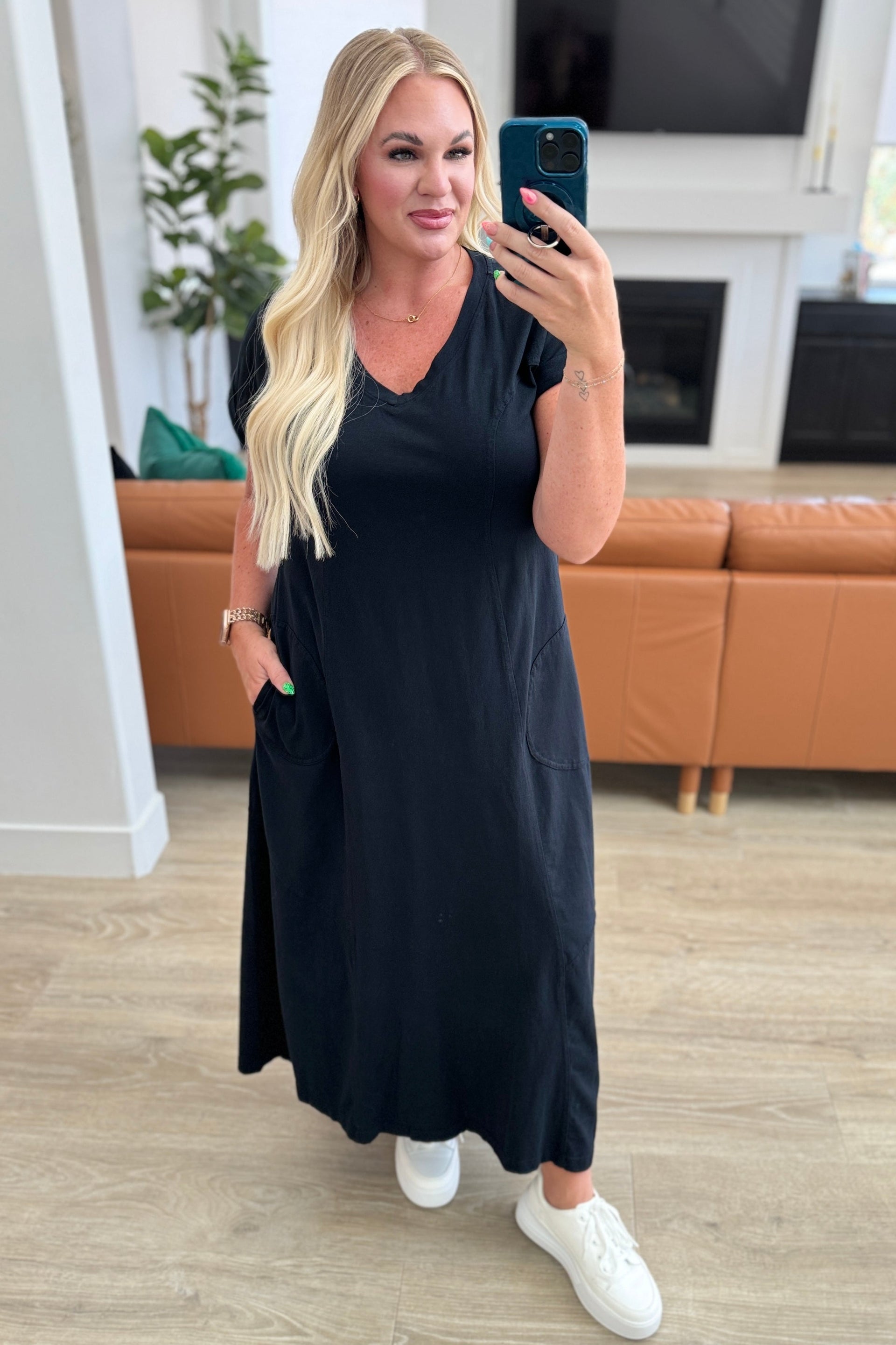 black maxi shift dress Modern Maritime Shift Maxi Dress in Black – Charming Charlie