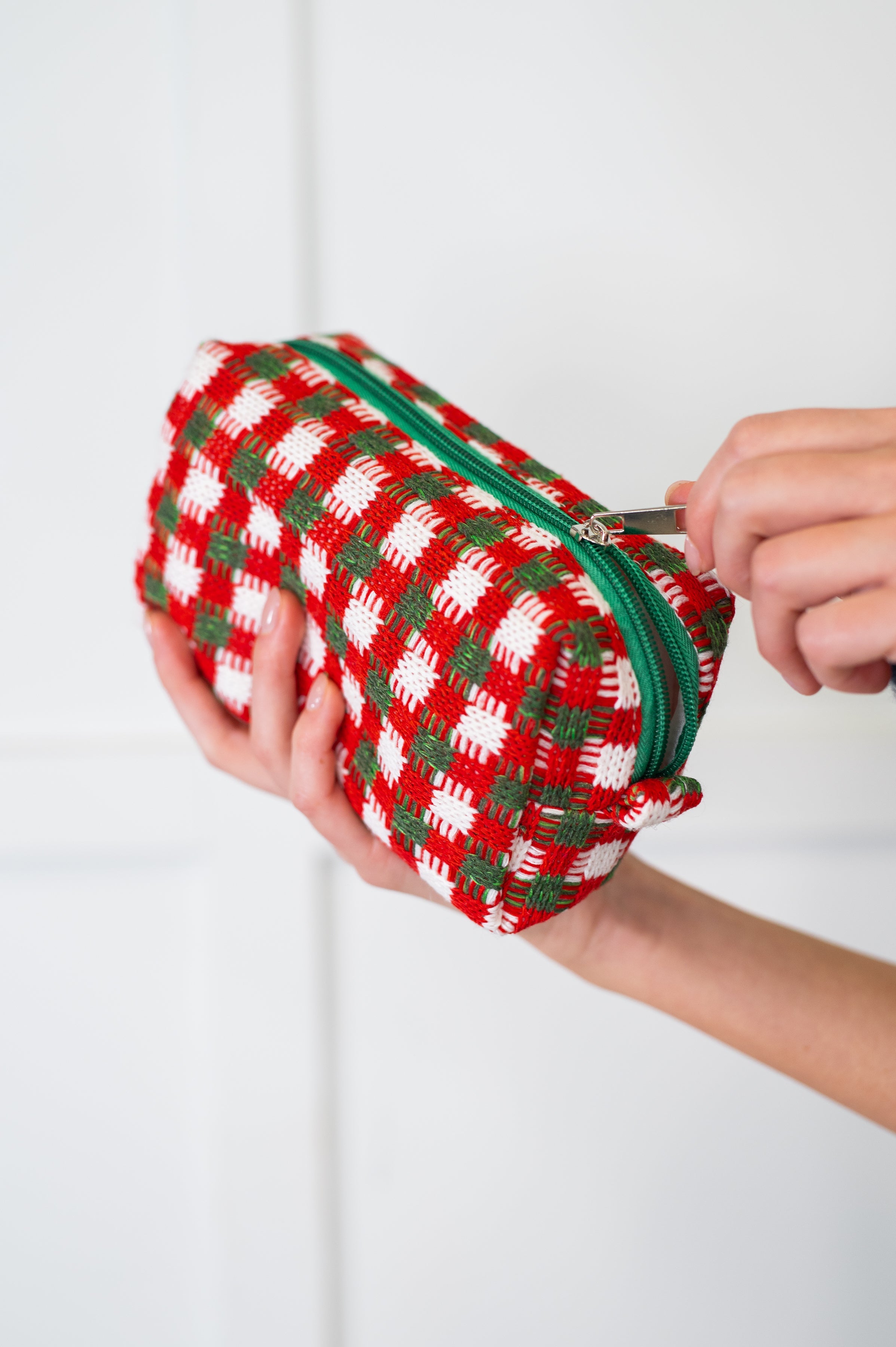 Jolly Holiday Textured Woven Zip Bag - Charming Charlie