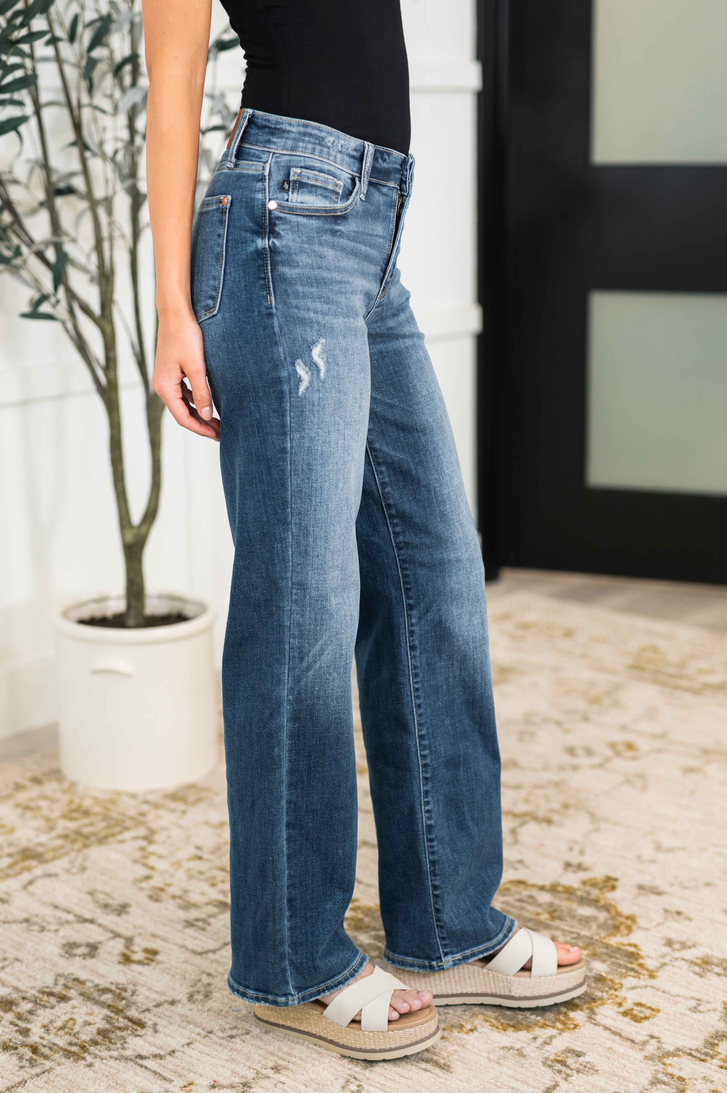 Julia High Rise 90's Straight Leg Jeans - Charming Charlie