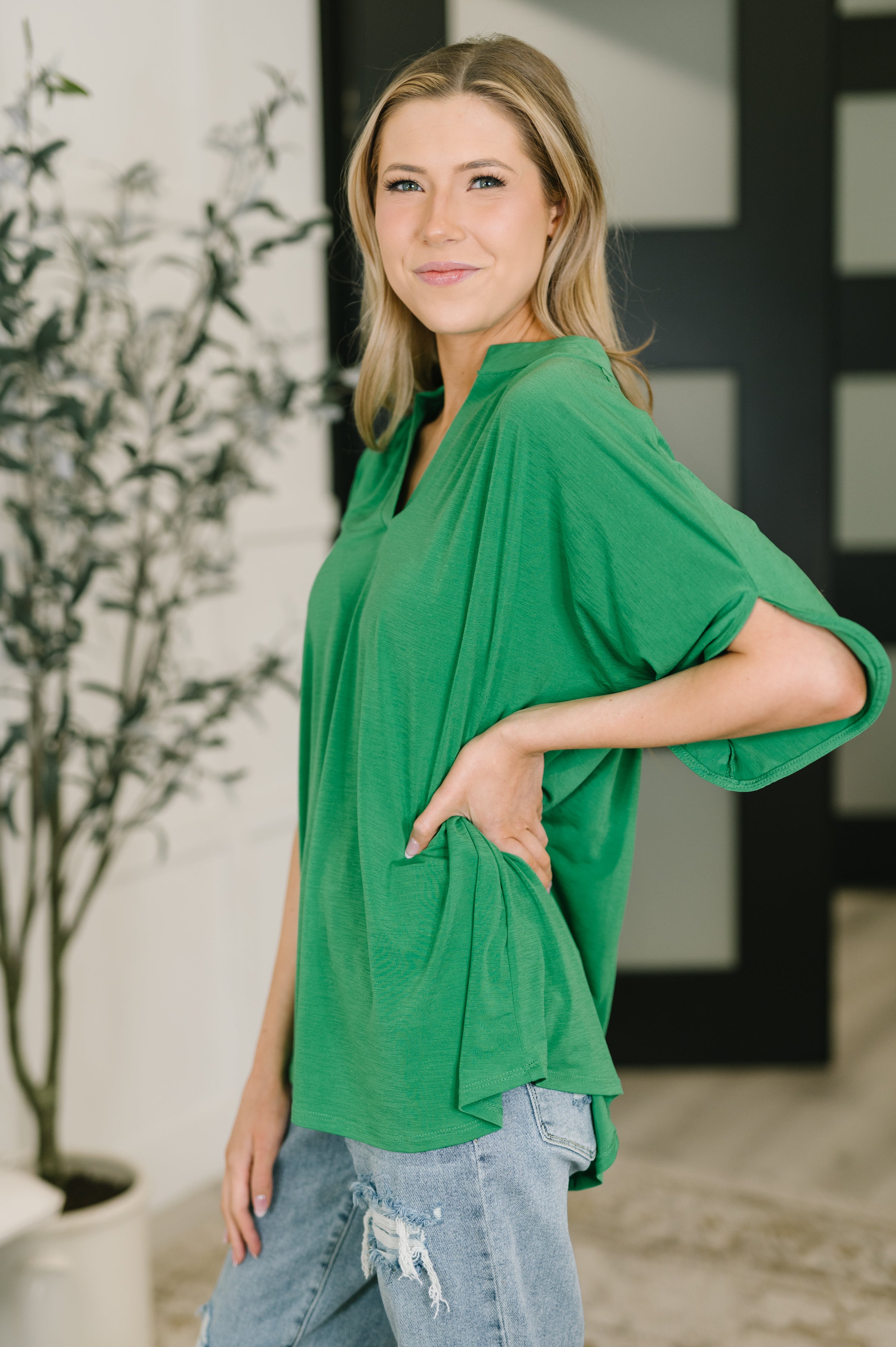Lizzy Breeze Top in Kelly Green - Charming Charlie