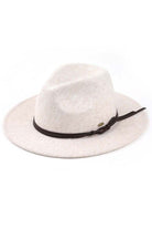 oatmeal C.C Vegan Felt Leather Trim Heather Color Hat combines style and sustainability. Made with vegan felt and featuring a leather trim, this hat is both fashionable and environmentally friendly. The heather color adds a touch of versatility, making it a perfect addition to any outfit.