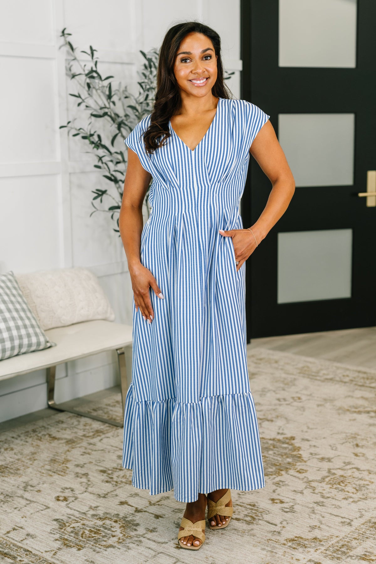 Only Chance Pleated Smock Waist Maxi Dress in Blue – Charming Charlie