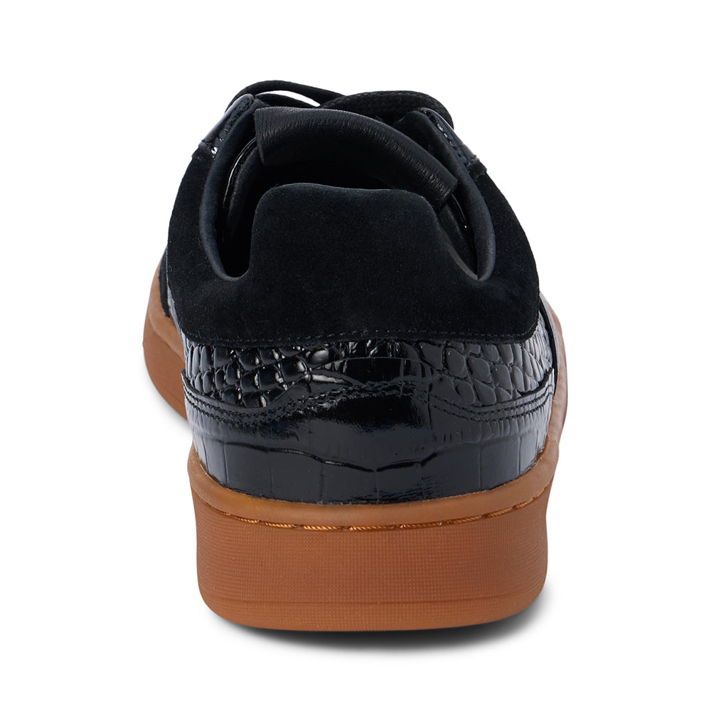 Quincy Low-Top Sneaker - Charming Charlie