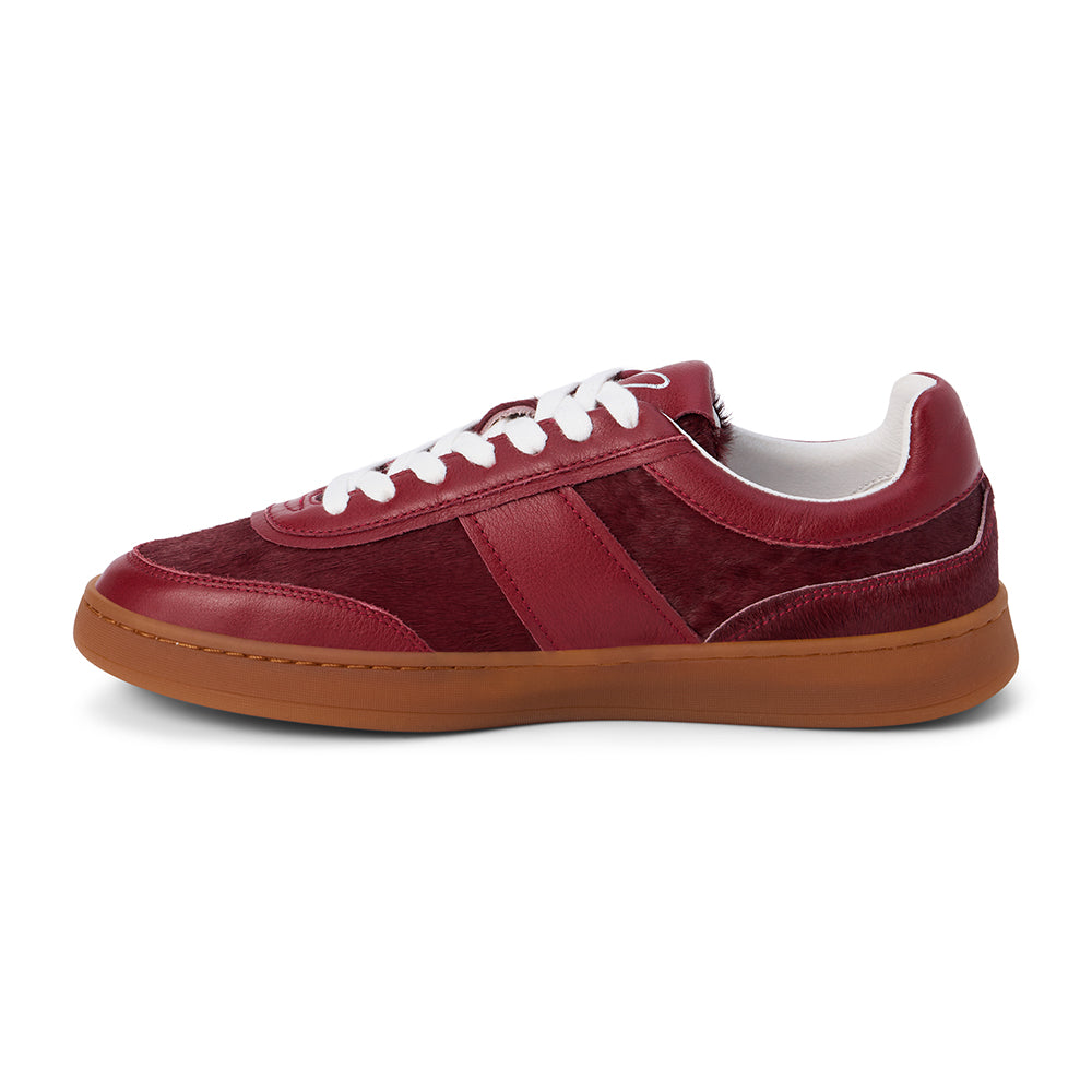Quincy Low-Top Sneaker - Charming Charlie