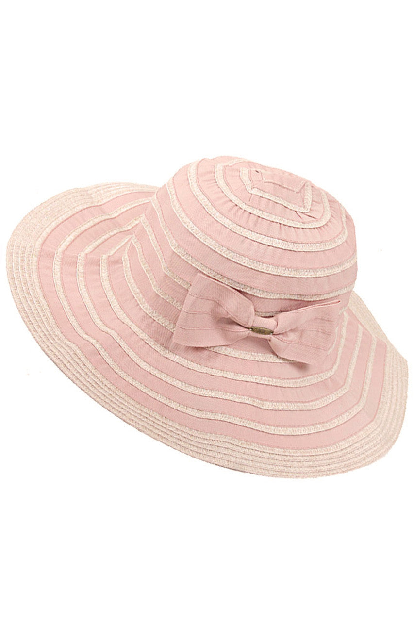 Rose C.C Folding Hat is a versatile and convenient accessory for any adventurer. With its ability to easily fold and pack, this hat is perfect for on-the-go travel and outdoor activities. Its durable design and functionality make it a must-have for any outdoor enthusiast.