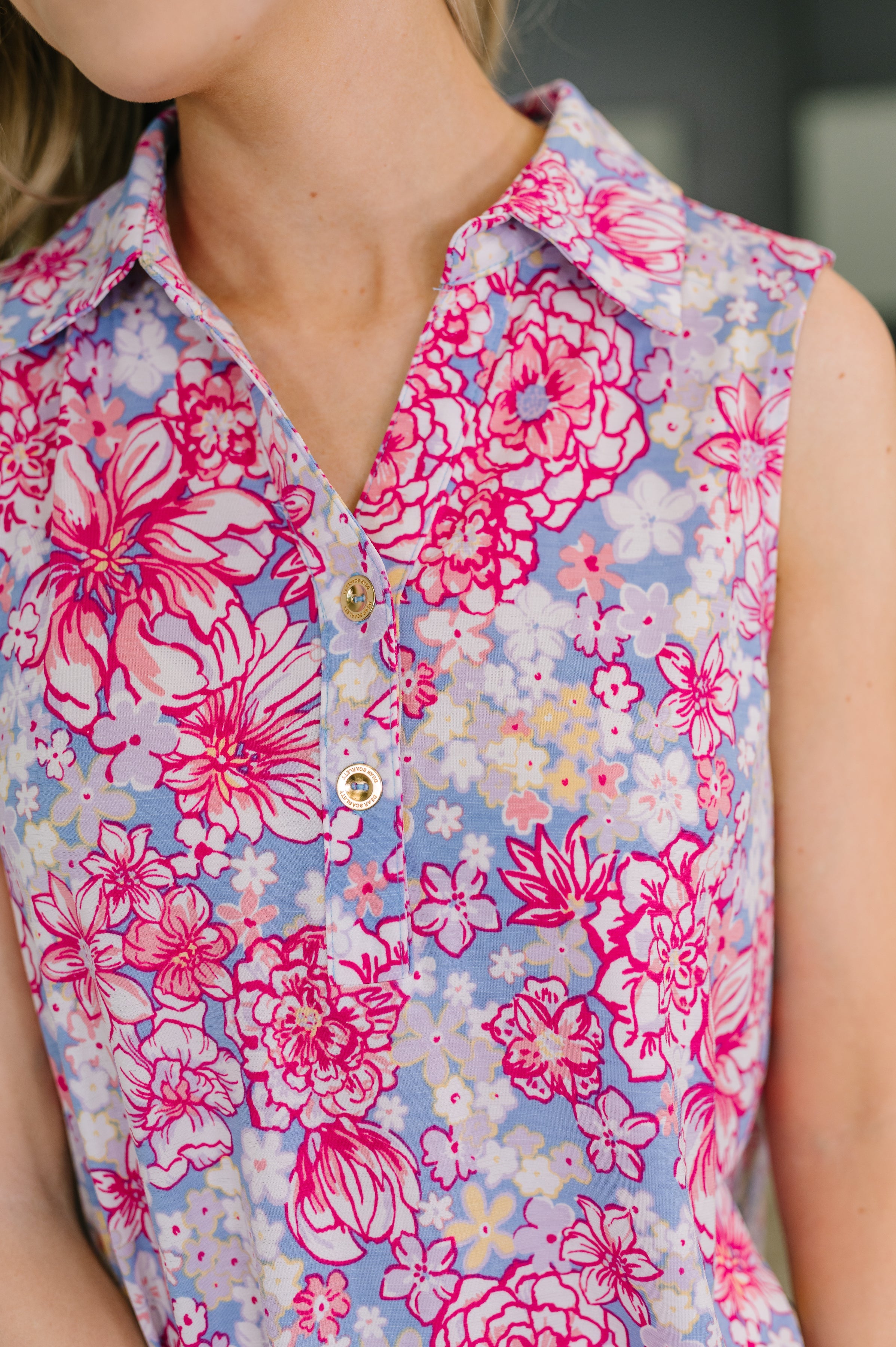 Sea Spray Collared Sleeveless Top in Falling Floral - Charming Charlie