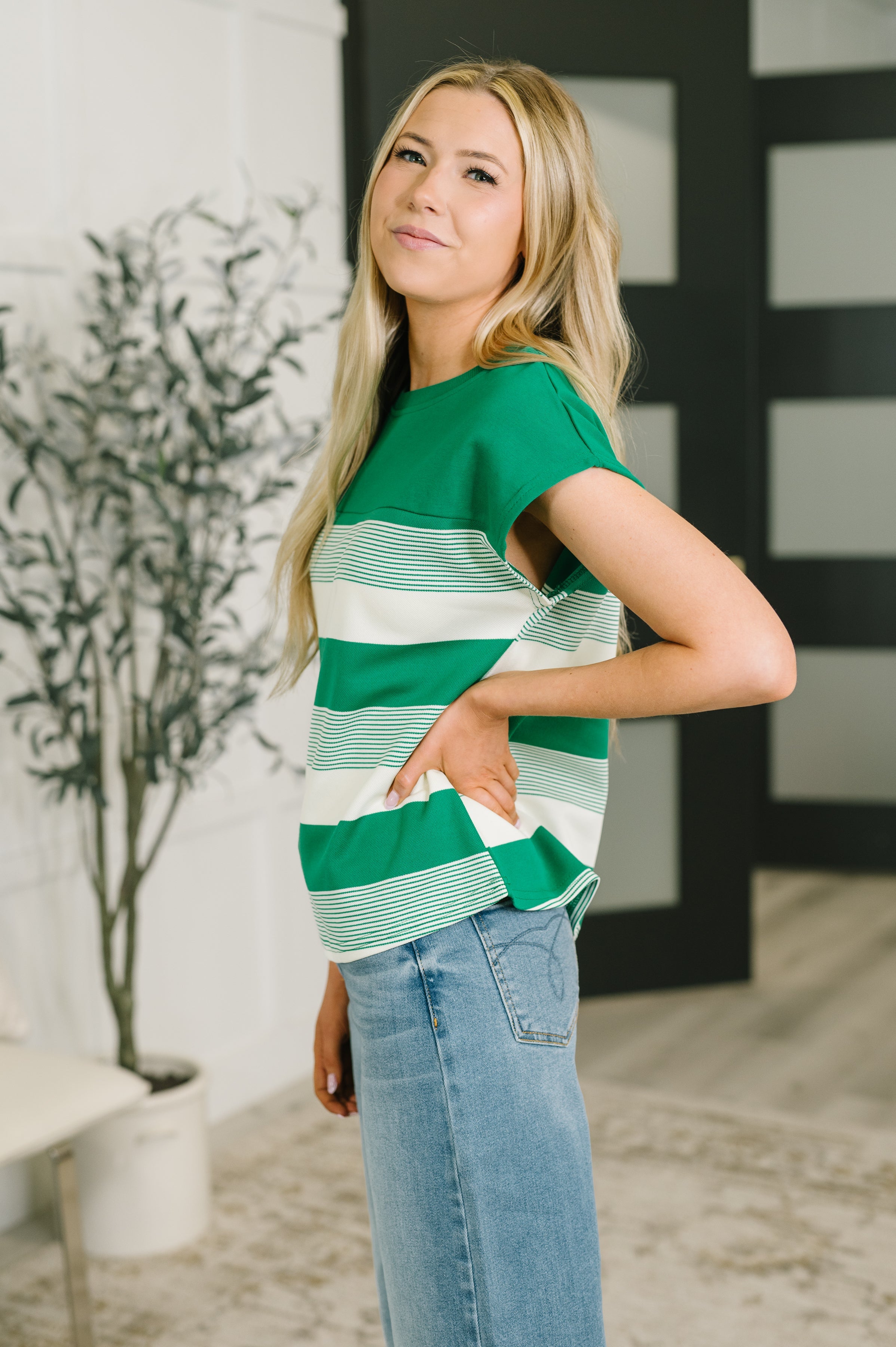 See Me in Action Crew Neck Cap Sleeve Top - Charming Charlie