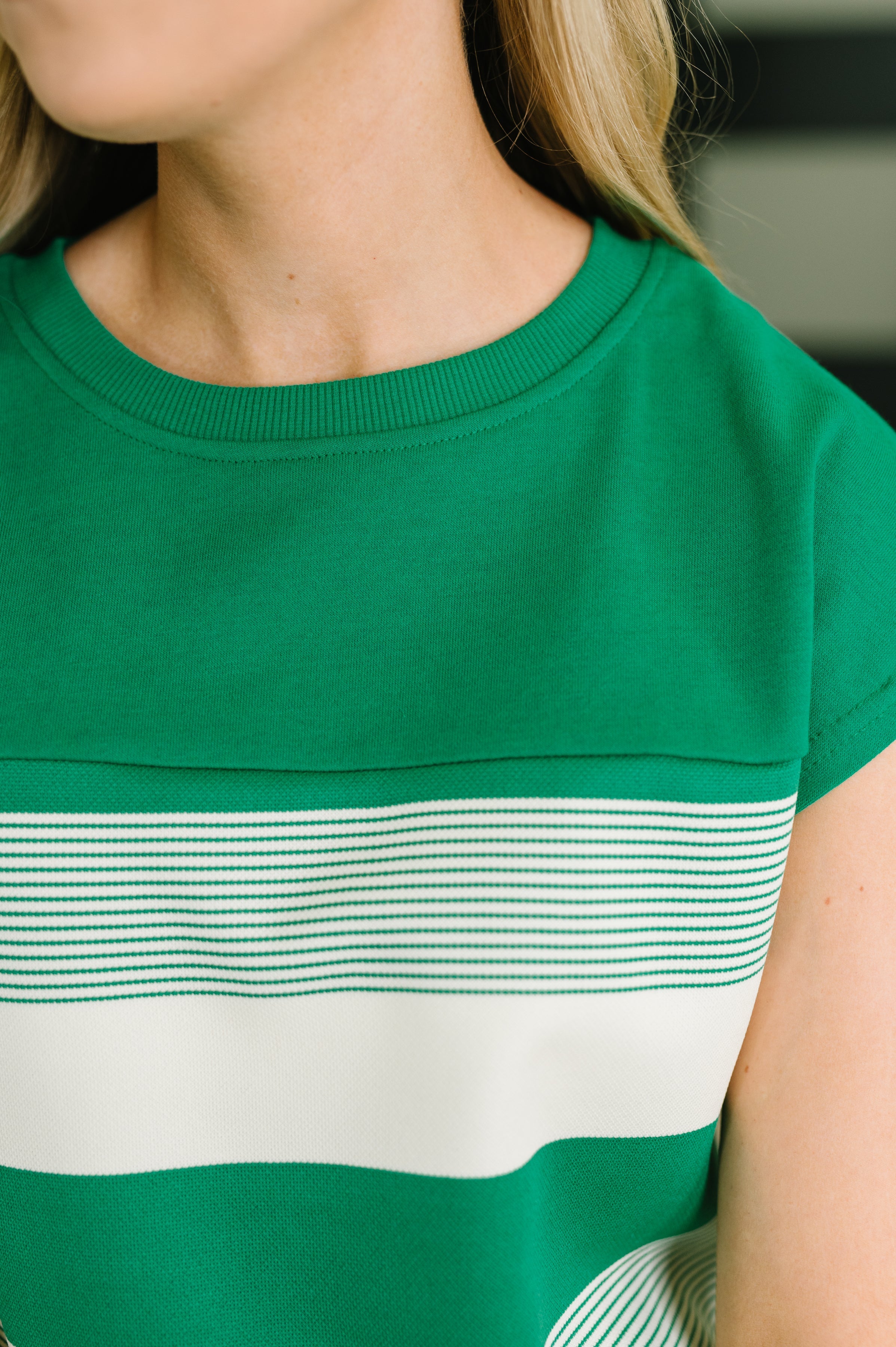 See Me in Action Crew Neck Cap Sleeve Top - Charming Charlie