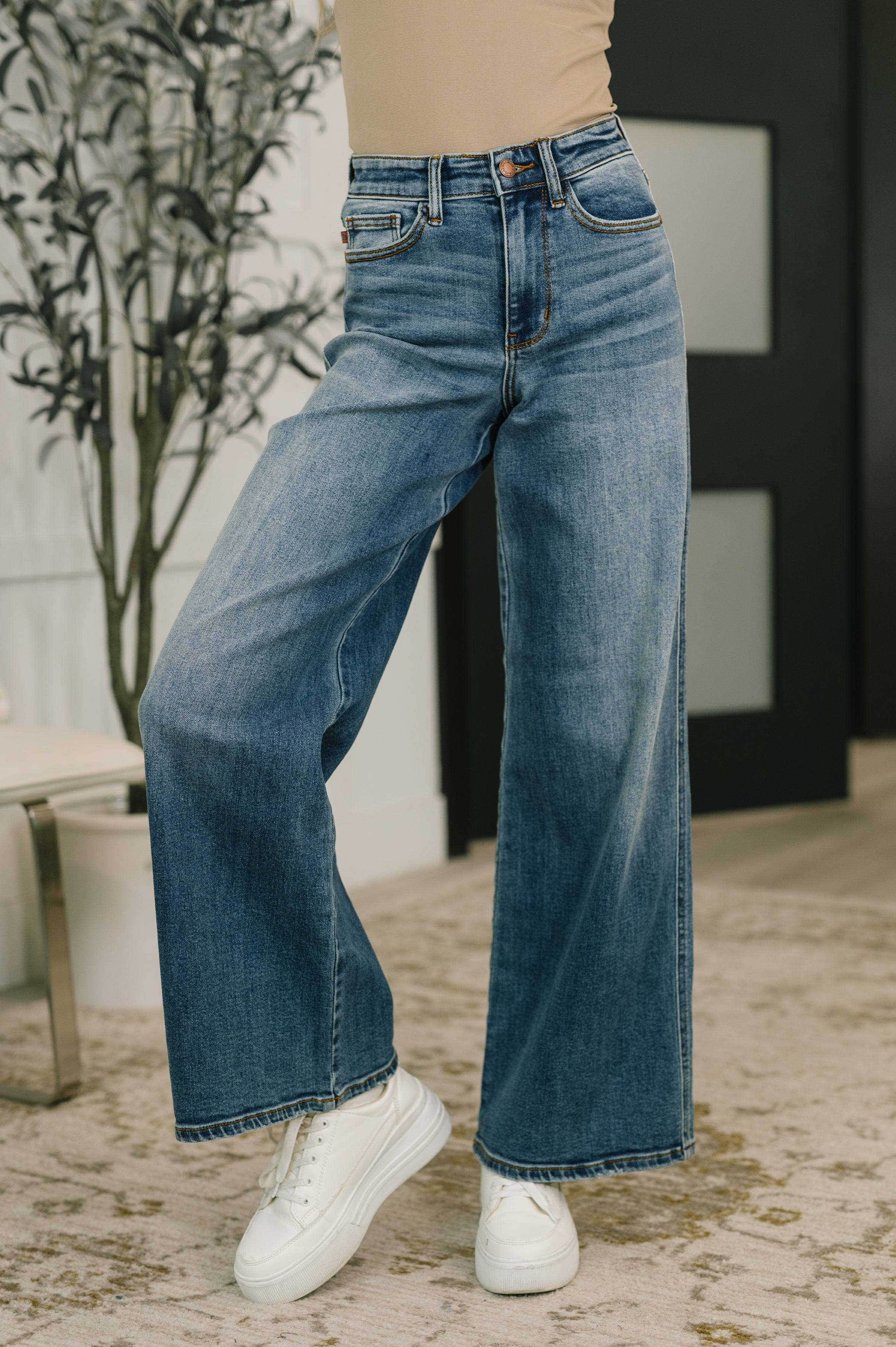 Shayla High Waist Retro Wide - Charming Charlie