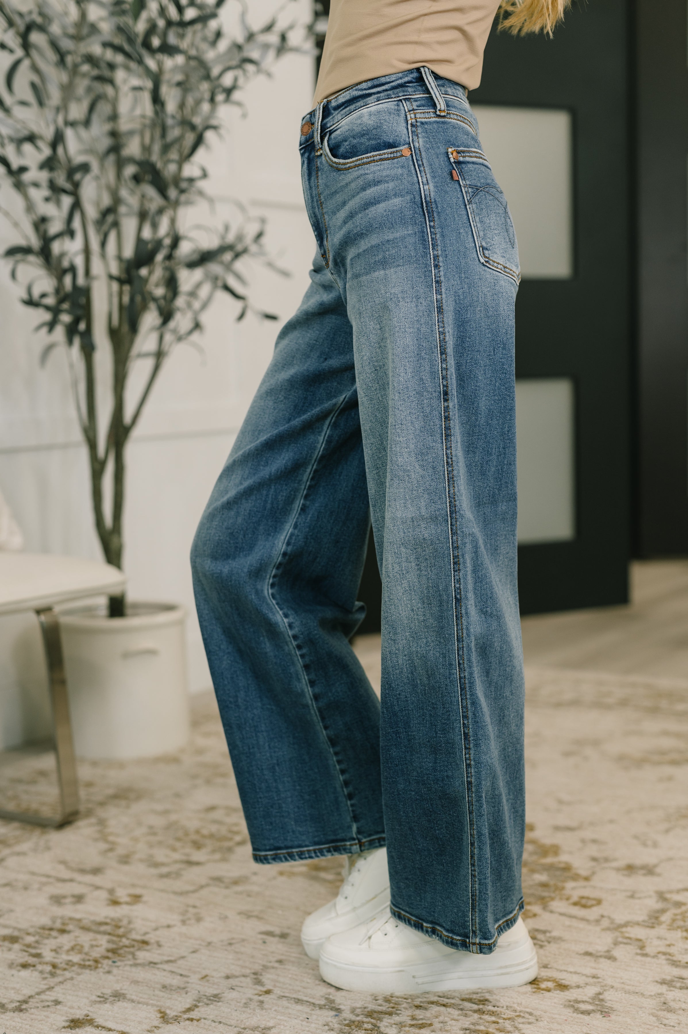 Shayla High Waist Retro Wide - Charming Charlie