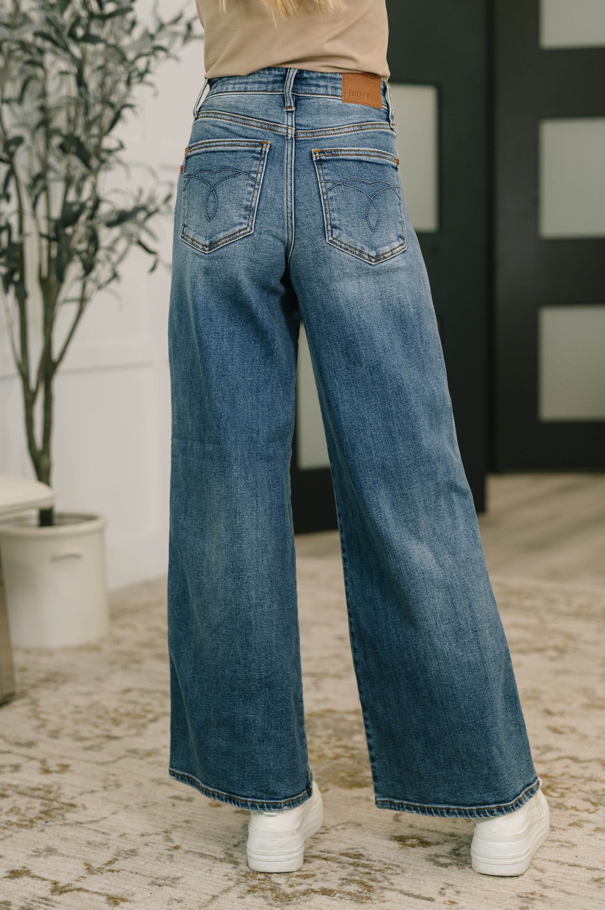 Shayla High Waist Retro Wide - Charming Charlie