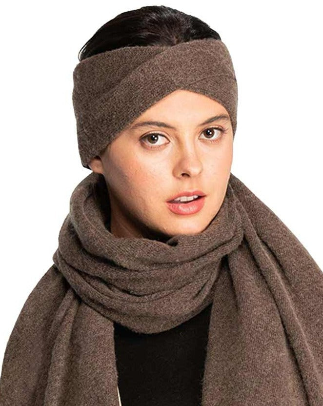 Soft Recycled Fine Yarn Cuff Headwrap, soft ear warmer will shield your ears from cold winter weather ensuring all day comfort, Cuff headband creates a cozy, trendy look, both comfy and fashionable with a pop of color. These are so soft and toasty you’ll want to wear them everywhere. Perfect for the cool winter weather warm in the cold climates and comfy cozy fit.
